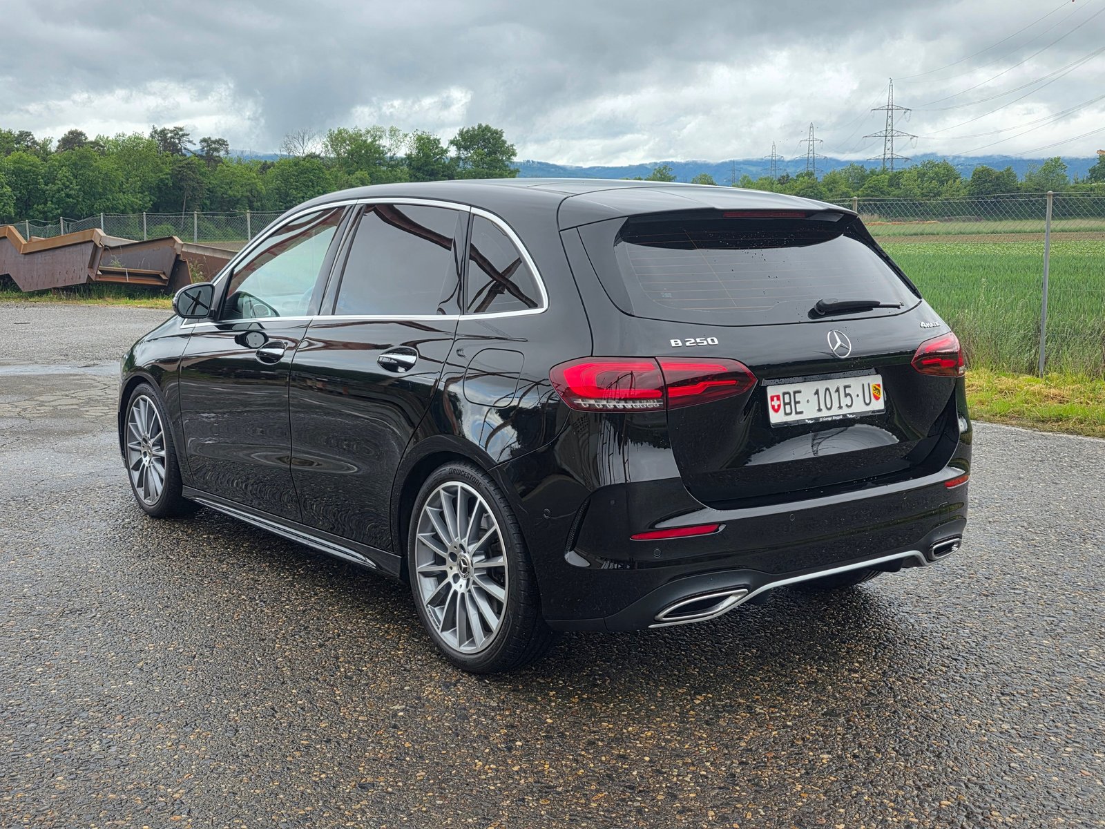 MERCEDES-BENZ B 250 4Matic AMG Line / Neu ab Mfk., Essence, Occasion / Utilisé, Automatique - 2