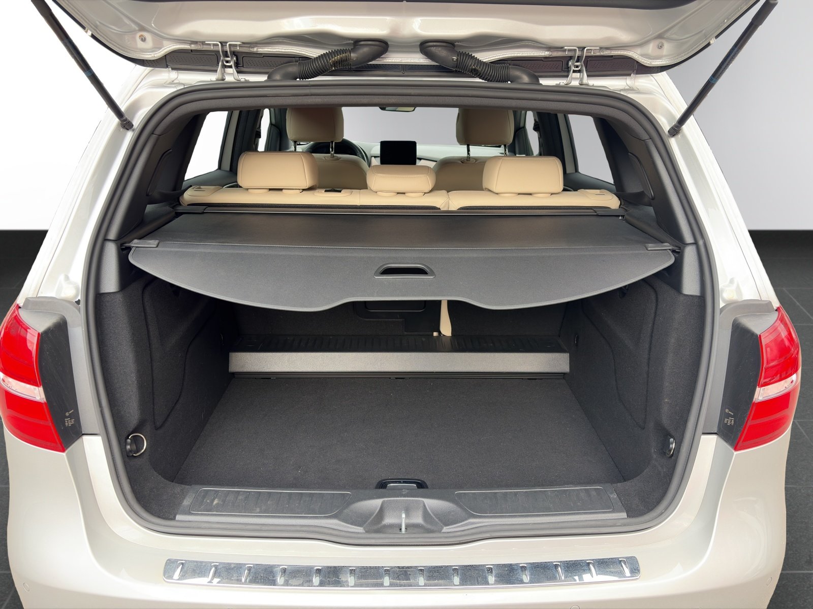 MERCEDES-BENZ B 250 Urban 4Matic 7G-DCT, Benzina, Occasioni / Usate, Automatico - 7