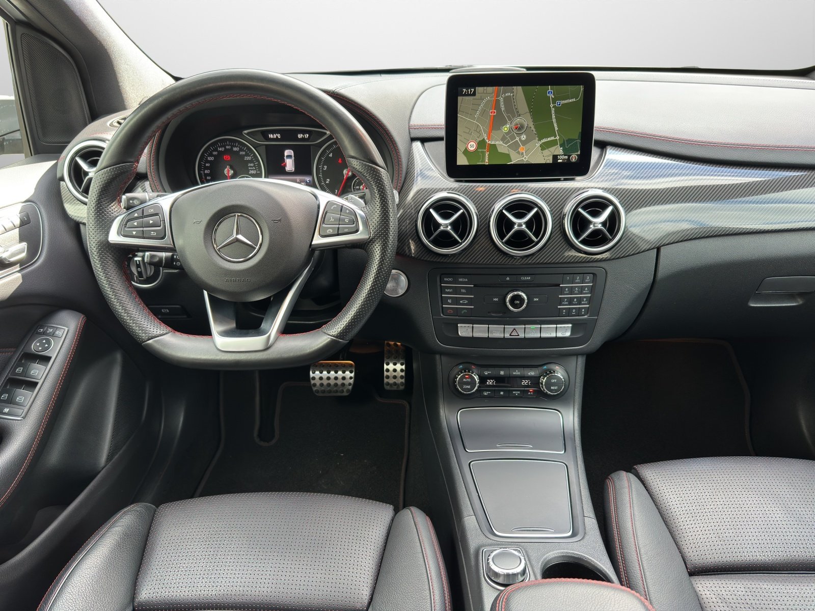 MERCEDES-BENZ B 250 AMG Line 4m, Essence, Occasion / Utilisé, Automatique - 6