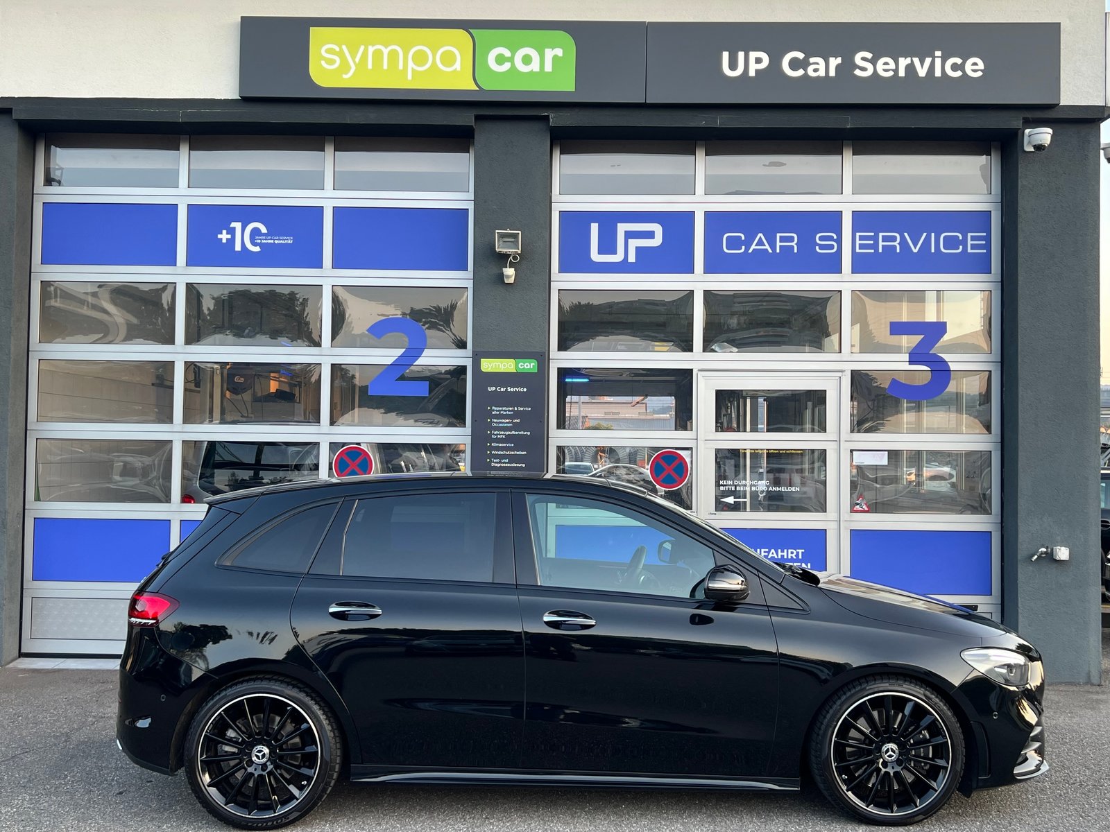 MERCEDES-BENZ B 250 4Matic AMG Line * MJ 2020 * Vollausstatt, Benzin, Occasion / Gebraucht, Automatik - 4
