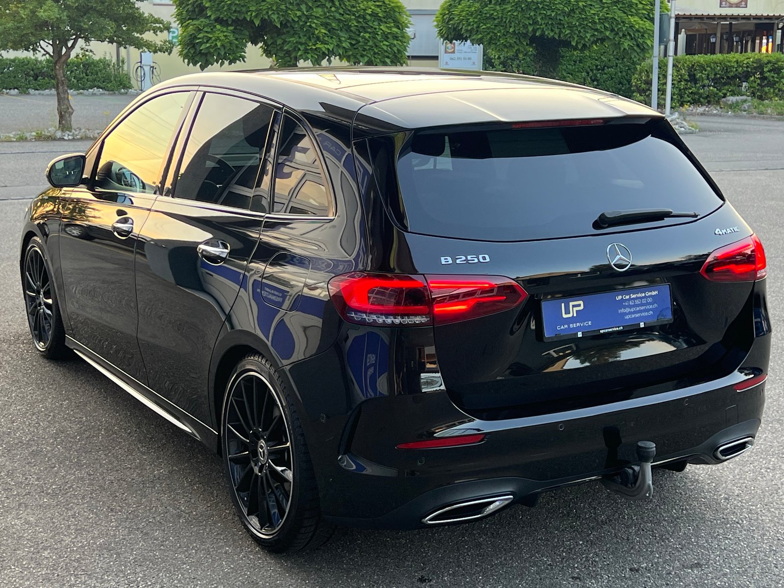MERCEDES-BENZ B 250 4Matic AMG Line * MJ 2020 * Vollausstatt, Benzin, Occasion / Gebraucht, Automatik - 7