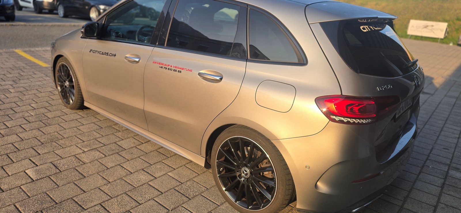 MERCEDES-BENZ B 250 4Matic AMG Line, Benzin, Occasion / Gebraucht, Automatik - 7