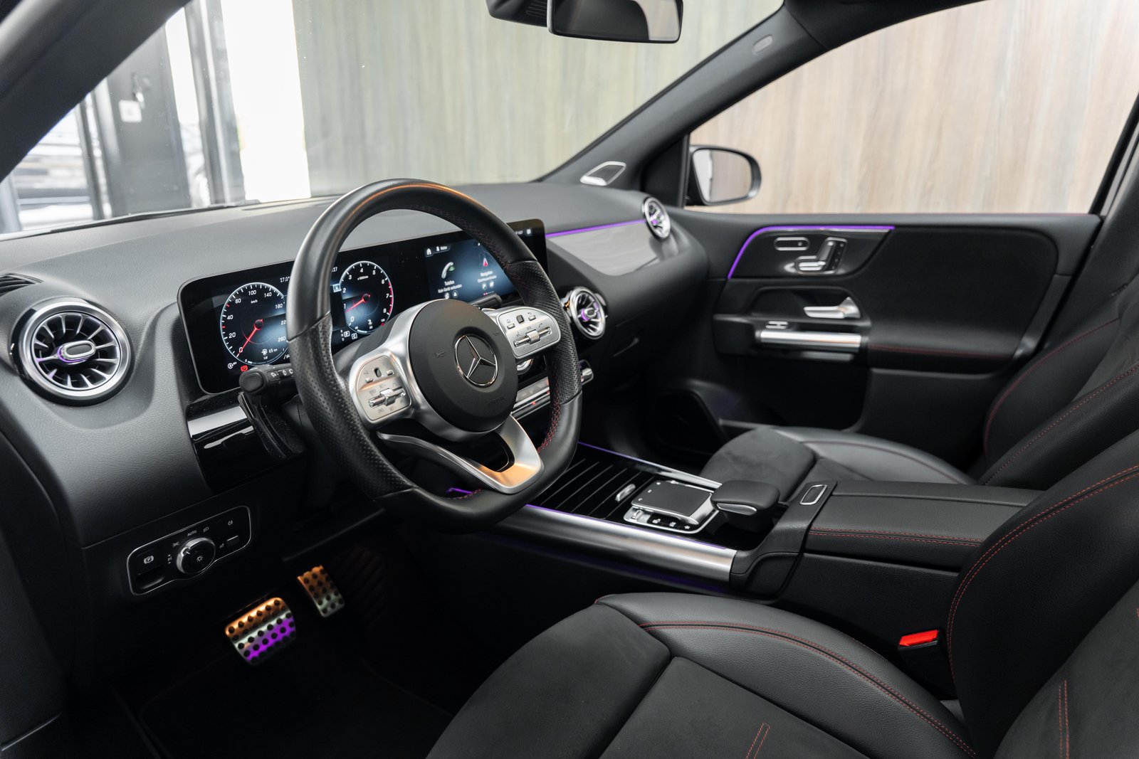 MERCEDES-BENZ B 250 4Matic AMG Line, Benzina, Occasioni / Usate, Automatico - 4