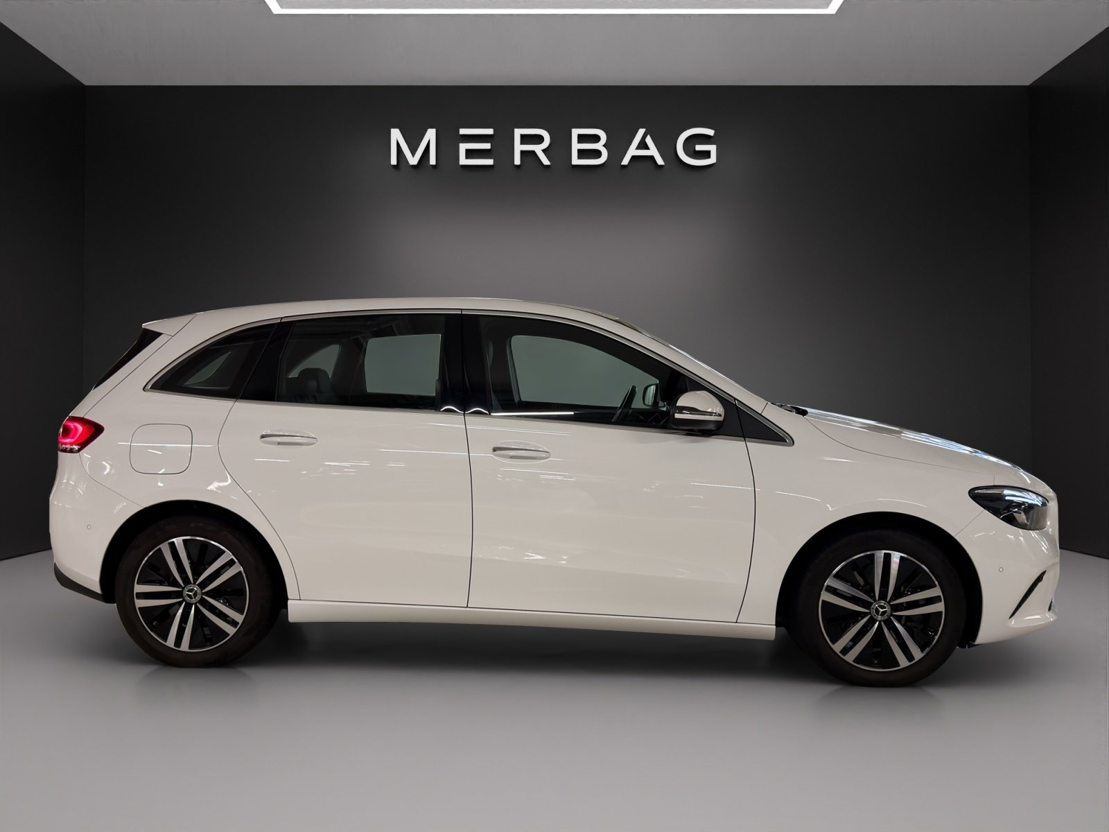 MERCEDES-BENZ B 250 e Progressive 8G-DCT, Plug-in-Hybrid Benzin/Elektro, Occasion / Gebraucht, Automatik - 2