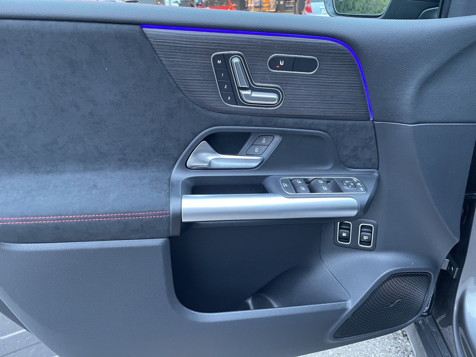 MERCEDES-BENZ B 250 e 8G-DCT, Plug-in-Hybrid Benzin/Elektro, Vorführwagen, Automatik - 6
