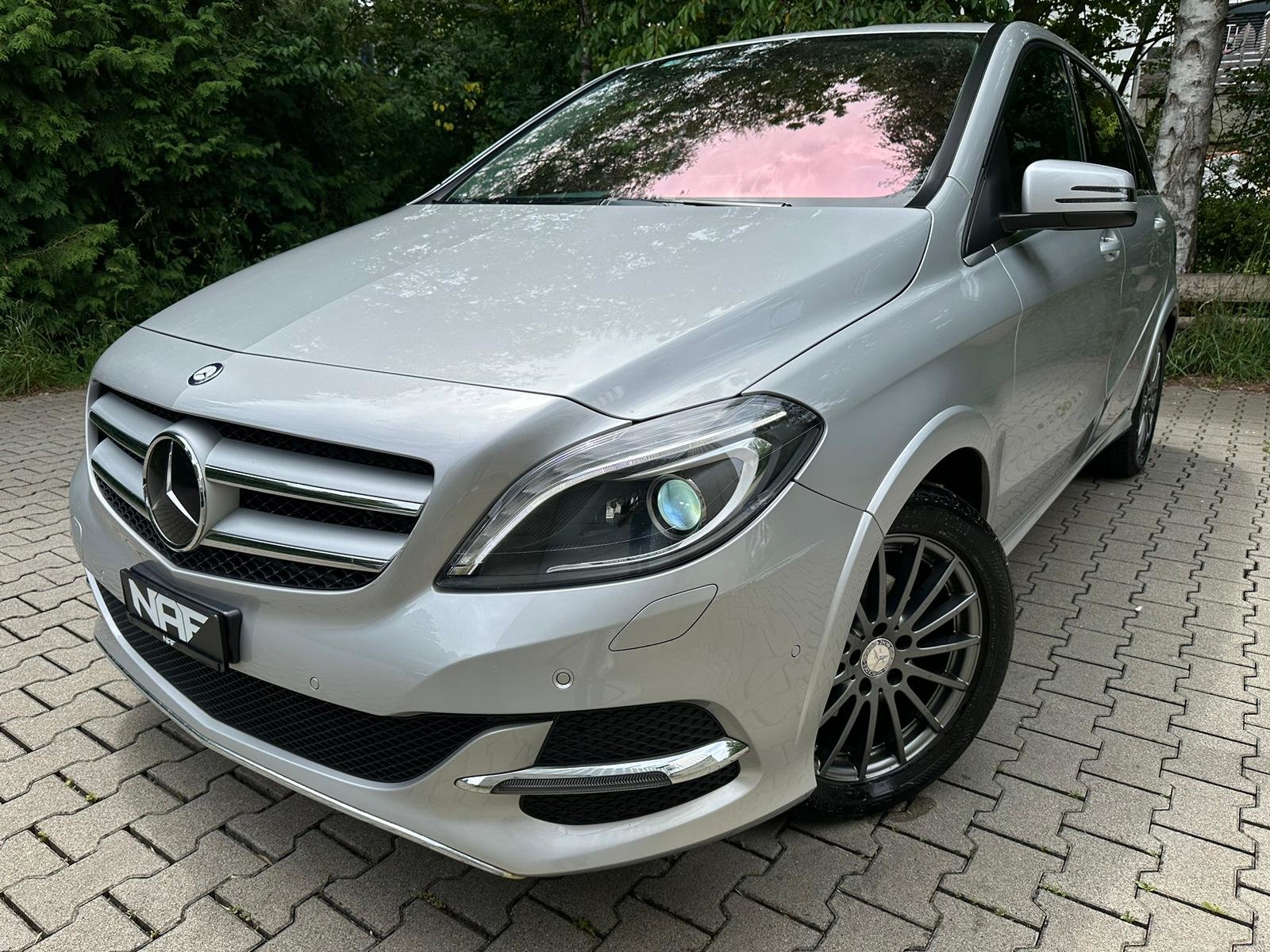 MERCEDES-BENZ B Electric Drive Urban