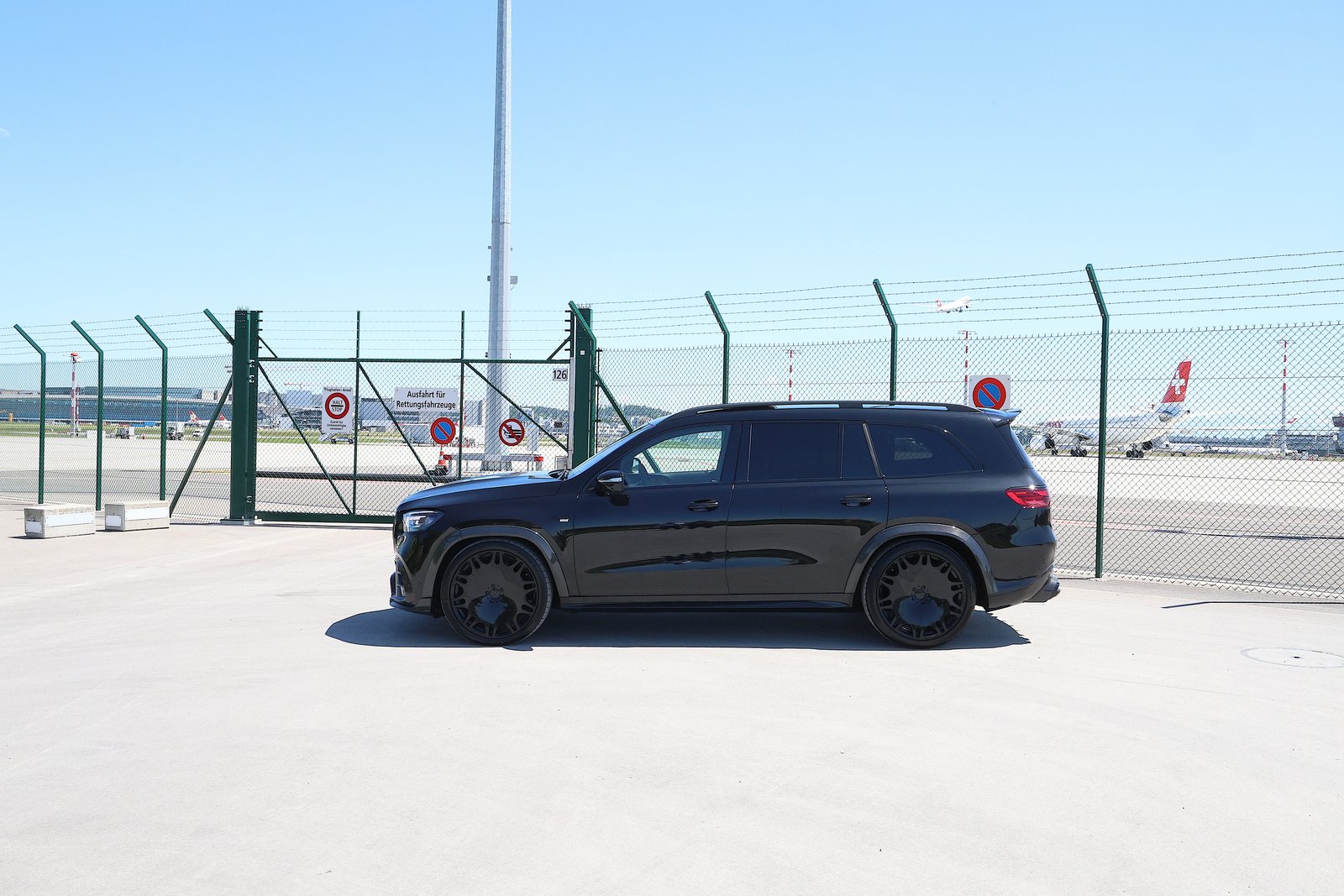 MERCEDES-BENZ BRABUS GLS 900 Superblack, Hybride Léger Essence/Électricité, Occasion / Utilisé, Automatique - 7