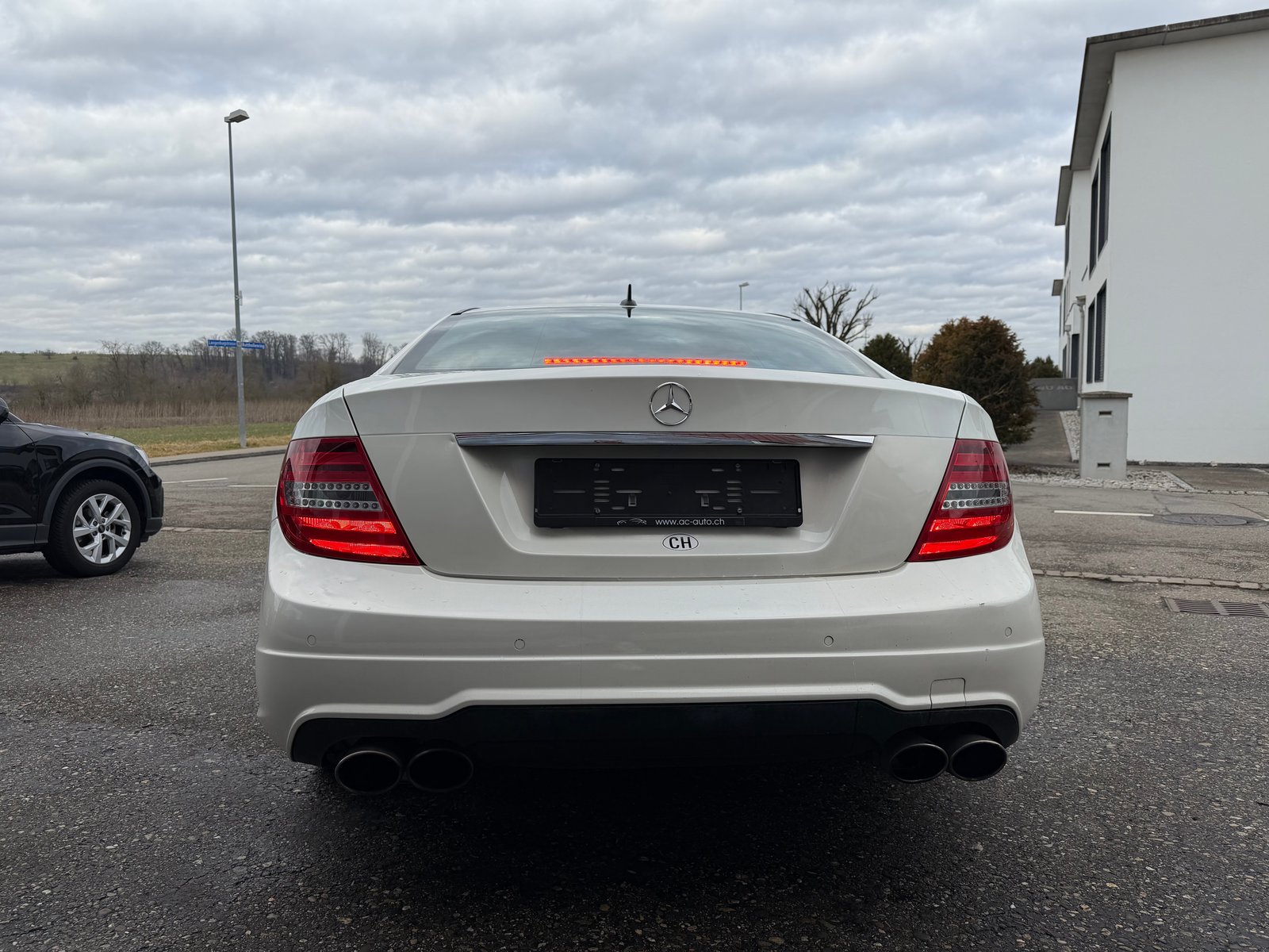 MERCEDES-BENZ C 180 Coupé MyStar 7G-Tronic, Benzin, Occasion / Gebraucht, Automatik - 4