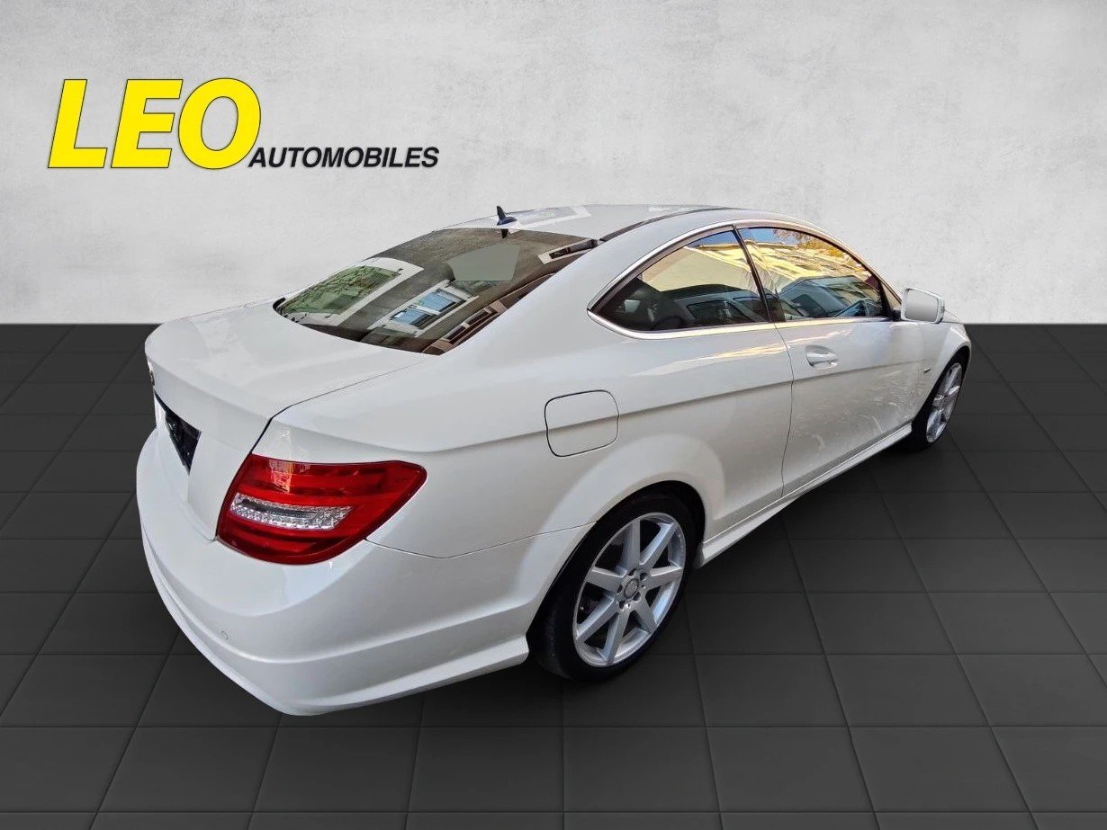 MERCEDES-BENZ C 180 Coupé MyStar, Petrol, Second hand / Used, Manual - 4