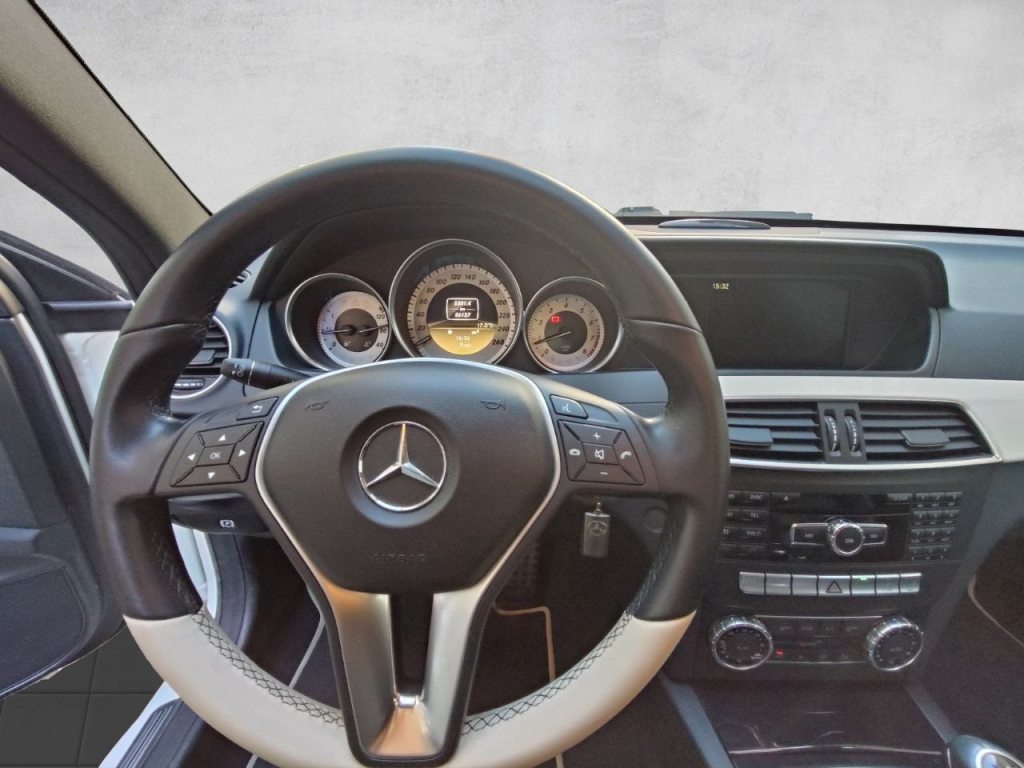 MERCEDES-BENZ C 180 Coupé MyStar, Essence, Occasion / Utilisé, Manuelle - 6