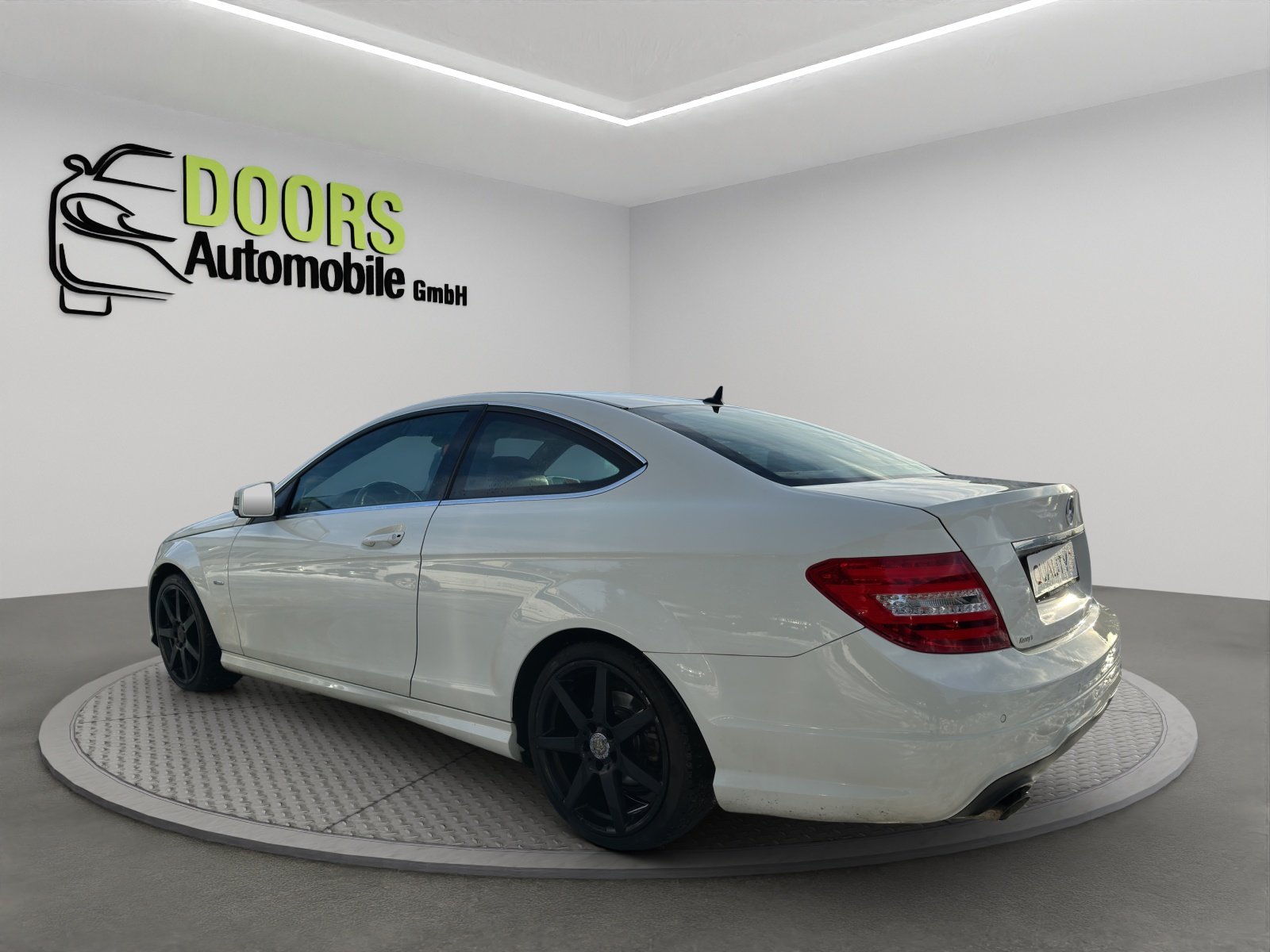 MERCEDES-BENZ C 180 Coupé 7G-Tronic, Benzin, Occasion / Gebraucht, Automatik - 7
