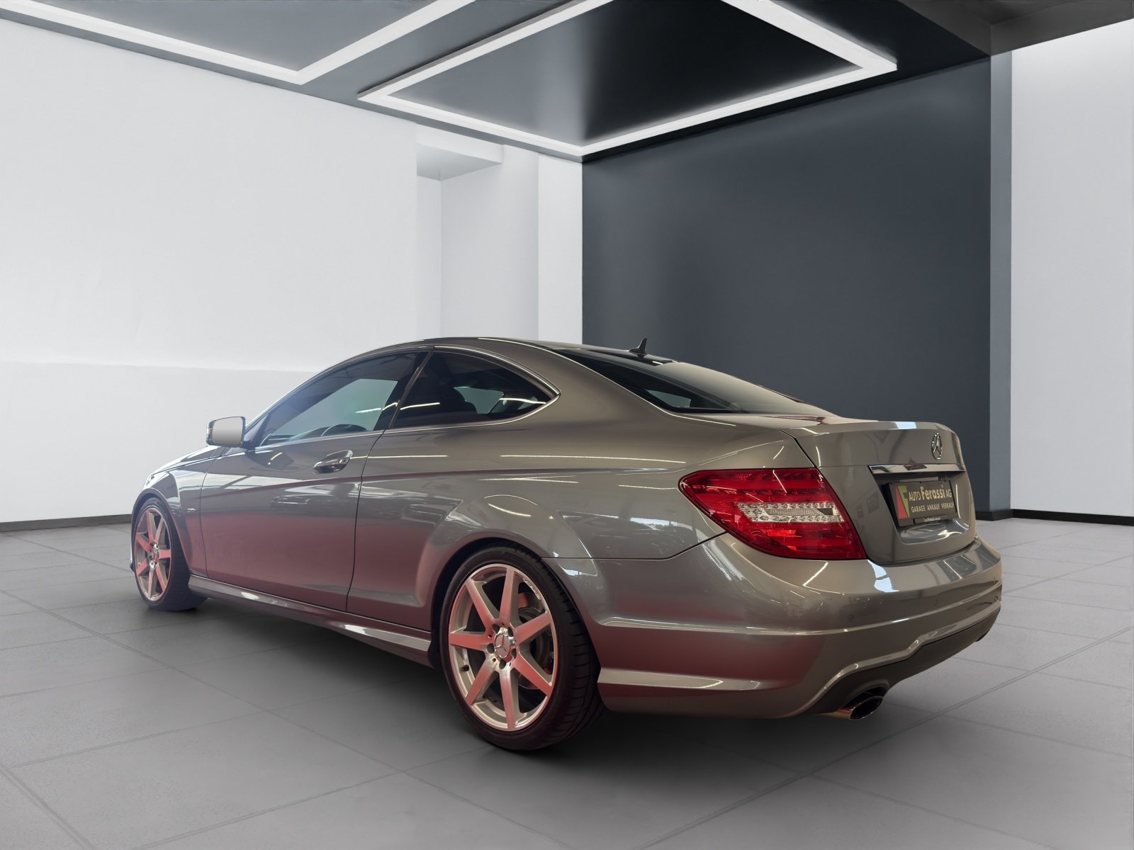 MERCEDES-BENZ C 180 Coupé MyStar 7G-Tronic, Petrol, Second hand / Used, Automatic - 4