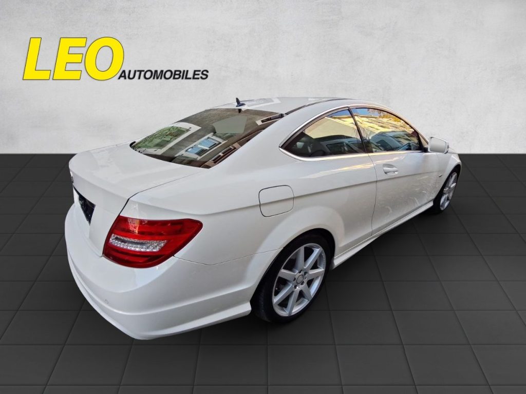 MERCEDES-BENZ C 180 Coupé MyStar, Essence, Occasion / Utilisé, Manuelle - 4