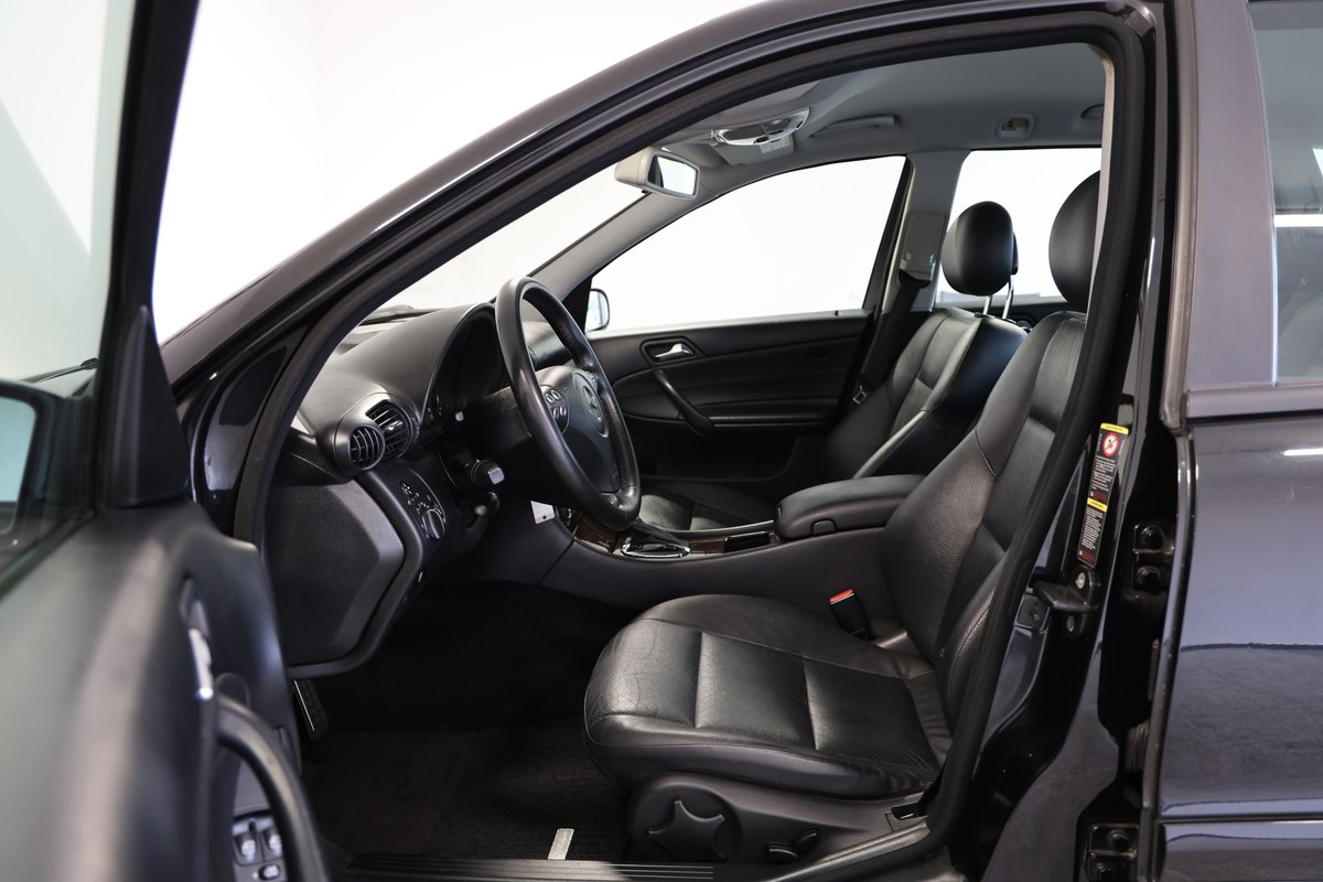 MERCEDES-BENZ C 180 Kompressor Classic, Essence, Occasion / Utilisé, Automatique - 6