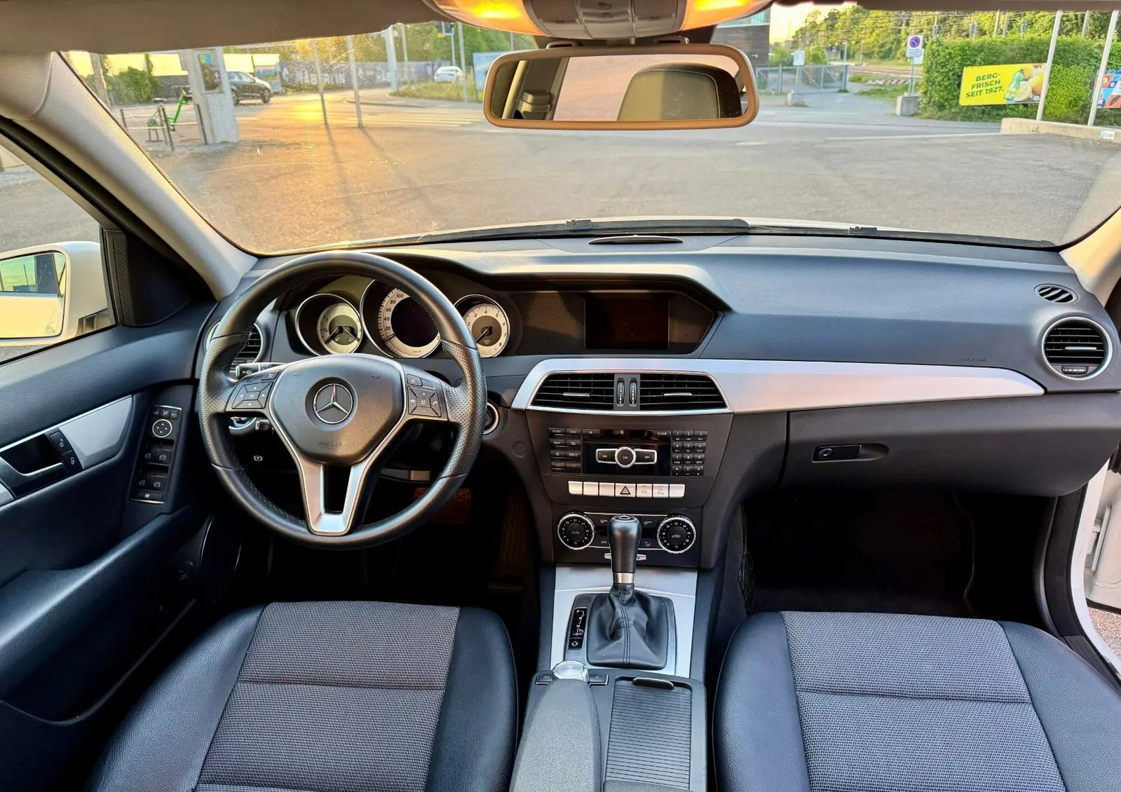 MERCEDES-BENZ C-Klasse S204 Kombi C 180 BlueEF Avantgarde, Benzin, Occasion / Gebraucht, Automatik - 4