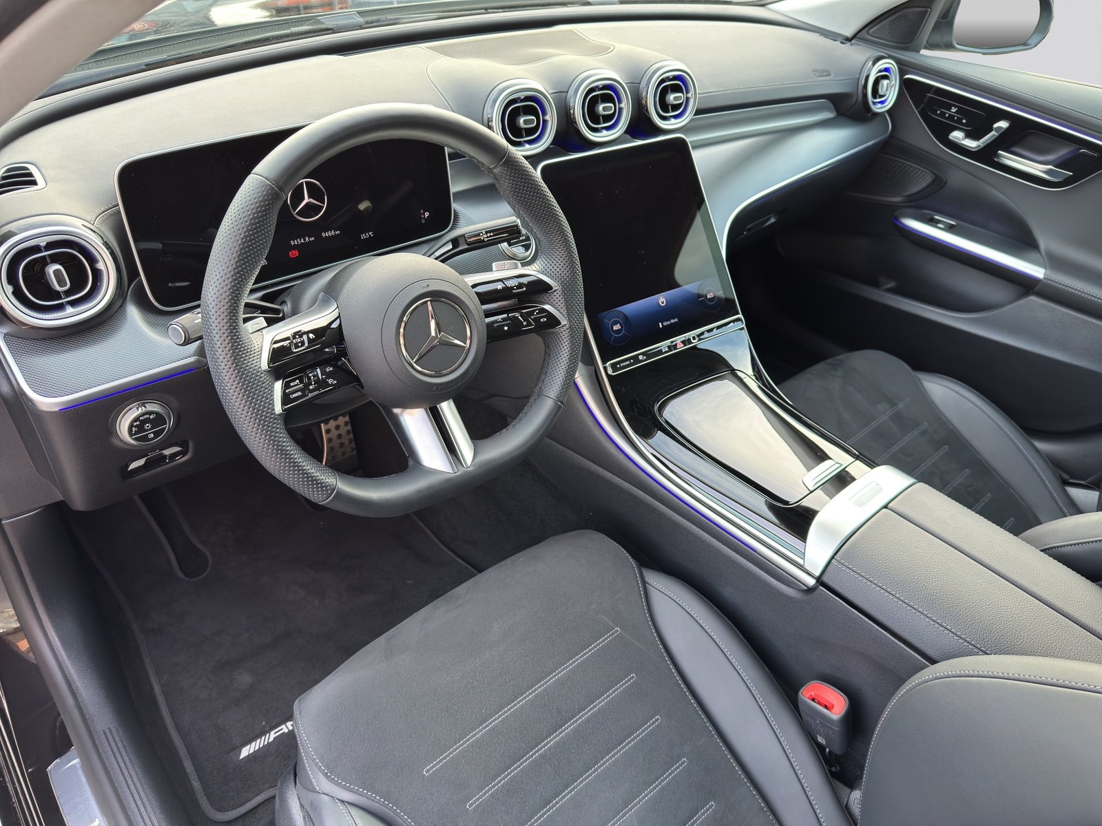 MERCEDES-BENZ C 180 AMG, Mild-Hybrid Benzin/Elektro, Occasion / Gebraucht, Automatik - 7