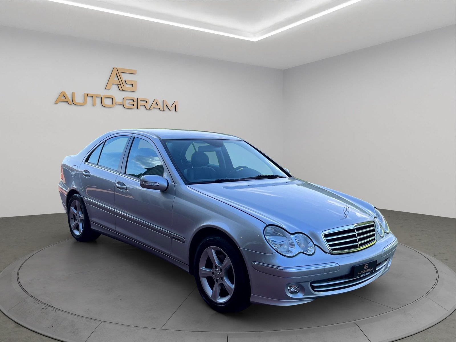 MERCEDES-BENZ C 180 Kompressor Avantgarde, Essence, Occasion / Utilisé, Automatique - 6