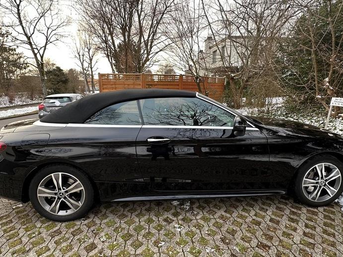 MERCEDES-BENZ C-Klasse A205 Cabriolet C 200 AMG Line 4matic, Petrol, Second hand / Used, Automatic