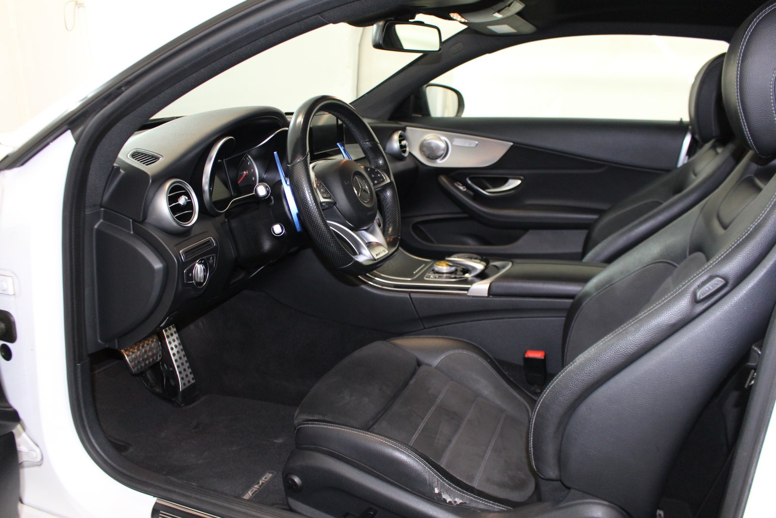 MERCEDES-BENZ C 200 4matic Coupé, Essence, Occasion / Utilisé, Automatique - 7