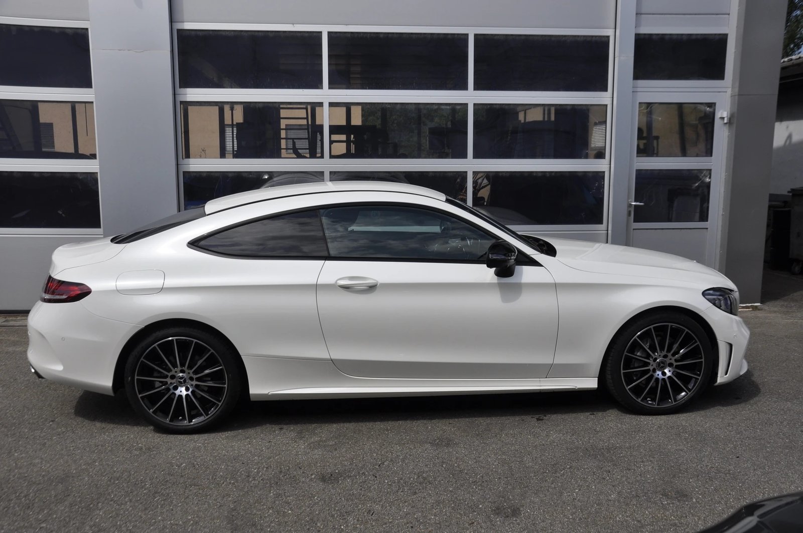 MERCEDES-BENZ C 200 Coupé AMG Line 9G-Tronic, Mild-Hybrid Benzin/Elektro, Occasion / Gebraucht, Automatik - 4