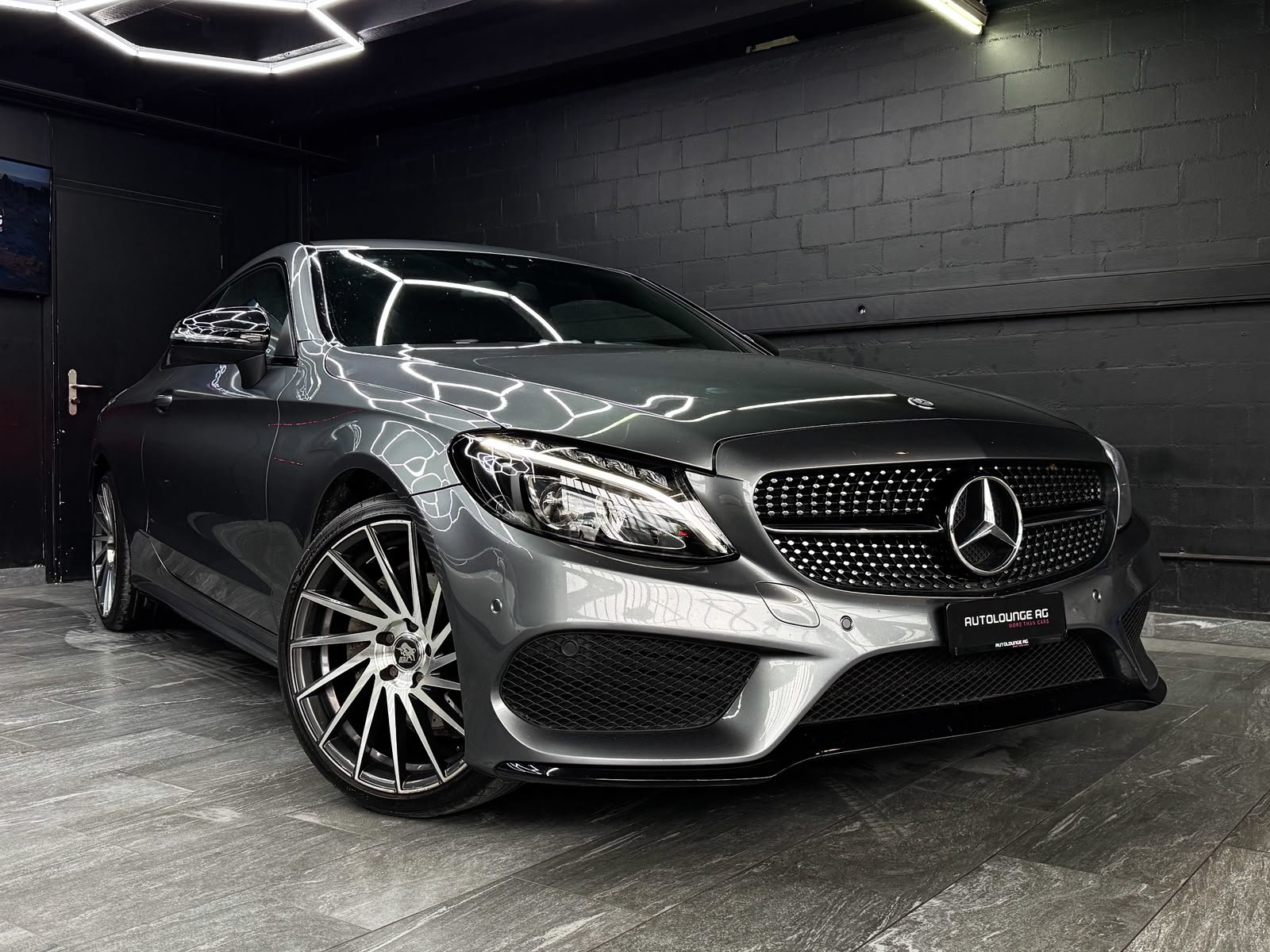 MERCEDES-BENZ C 200 AMG Line Coupé 7G-Tronic