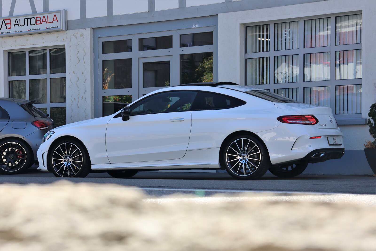 MERCEDES-BENZ C 200 Coupé 4Matic AMG Line 9G-Tronic, Hybride Léger Essence/Électricité, Occasion / Utilisé, Automatique - 4