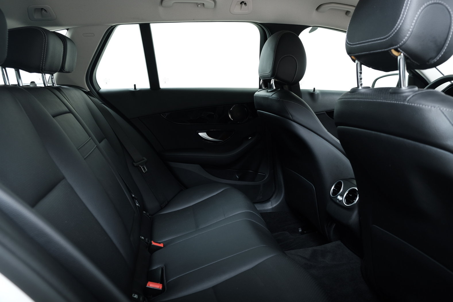 MERCEDES-BENZ C 200 Swiss Star 4M, Essence, Occasion / Utilisé, Automatique - 7