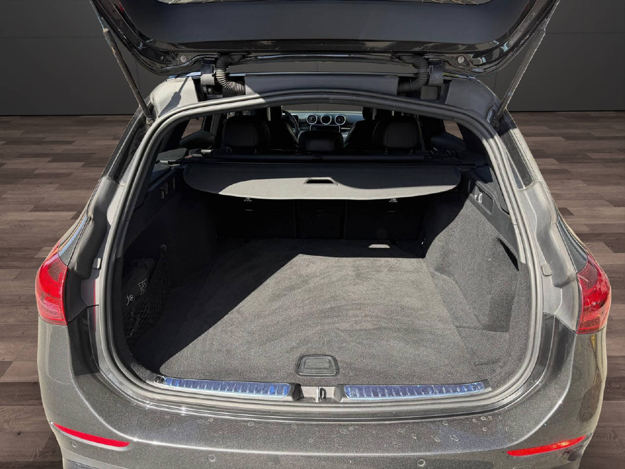 MERCEDES-BENZ C 200 AMG Line 4matic Combi, Mild-Hybrid Benzin/Elektro, Occasion / Gebraucht, Automatik - 6