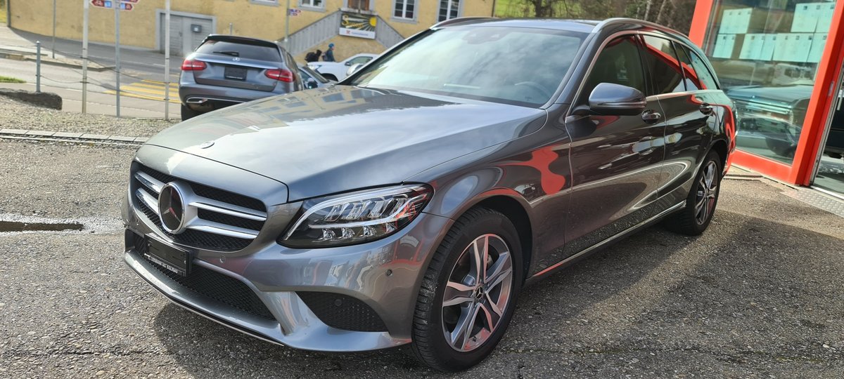 MERCEDES-BENZ C 200 Swiss Star 4M 9G-Tronic, Hybride Léger Essence/Électricité, Occasion / Utilisé, Automatique - 7