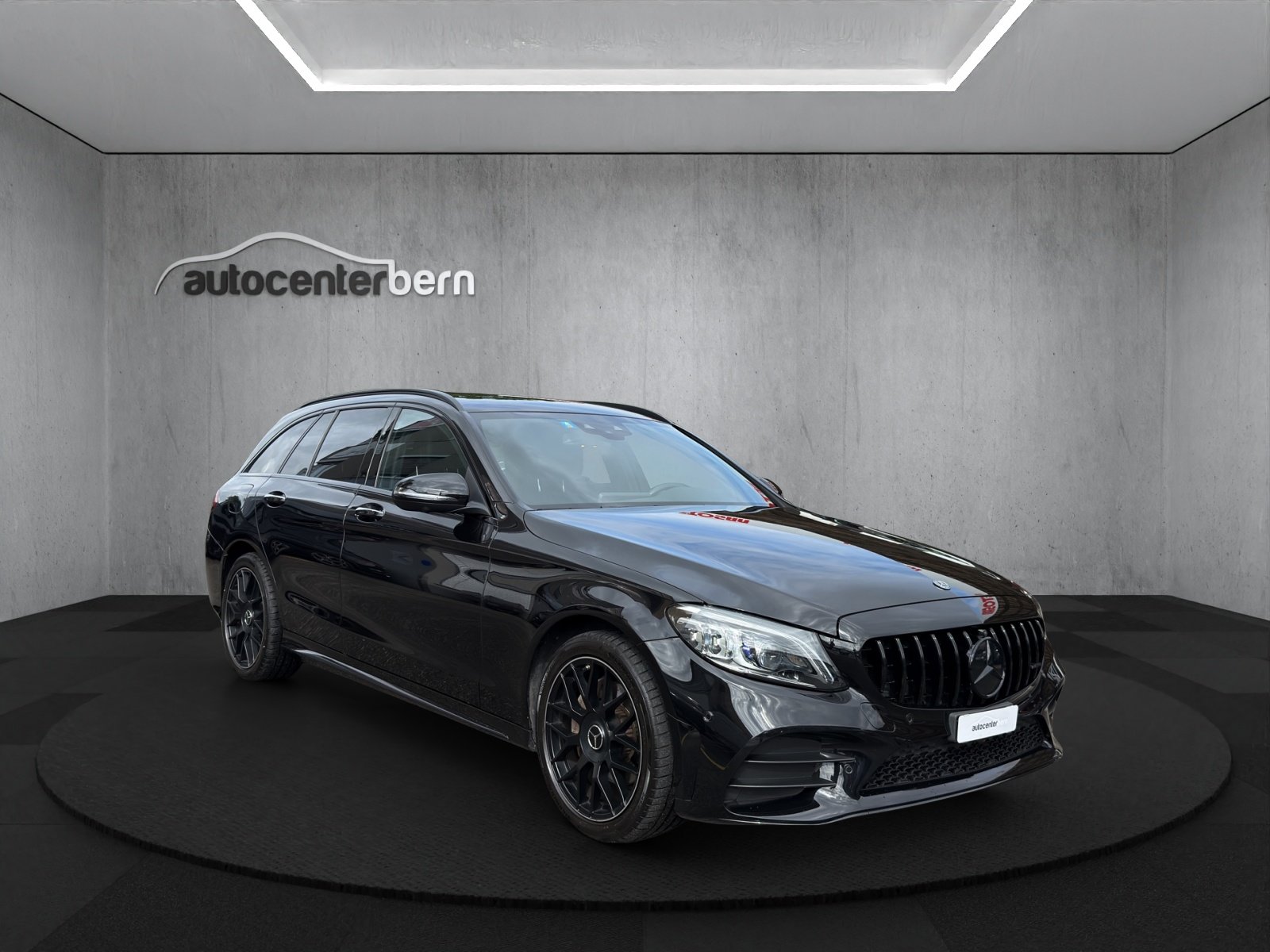 MERCEDES-BENZ C 200 AMG Line 4Matic 9G-Tronic