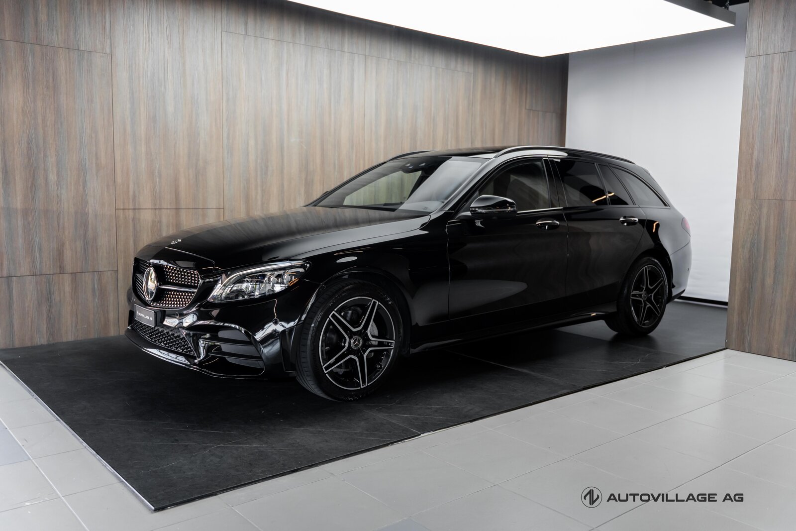 MERCEDES-BENZ C 200 Swiss Star AMG Line 4M 9G-Tronic