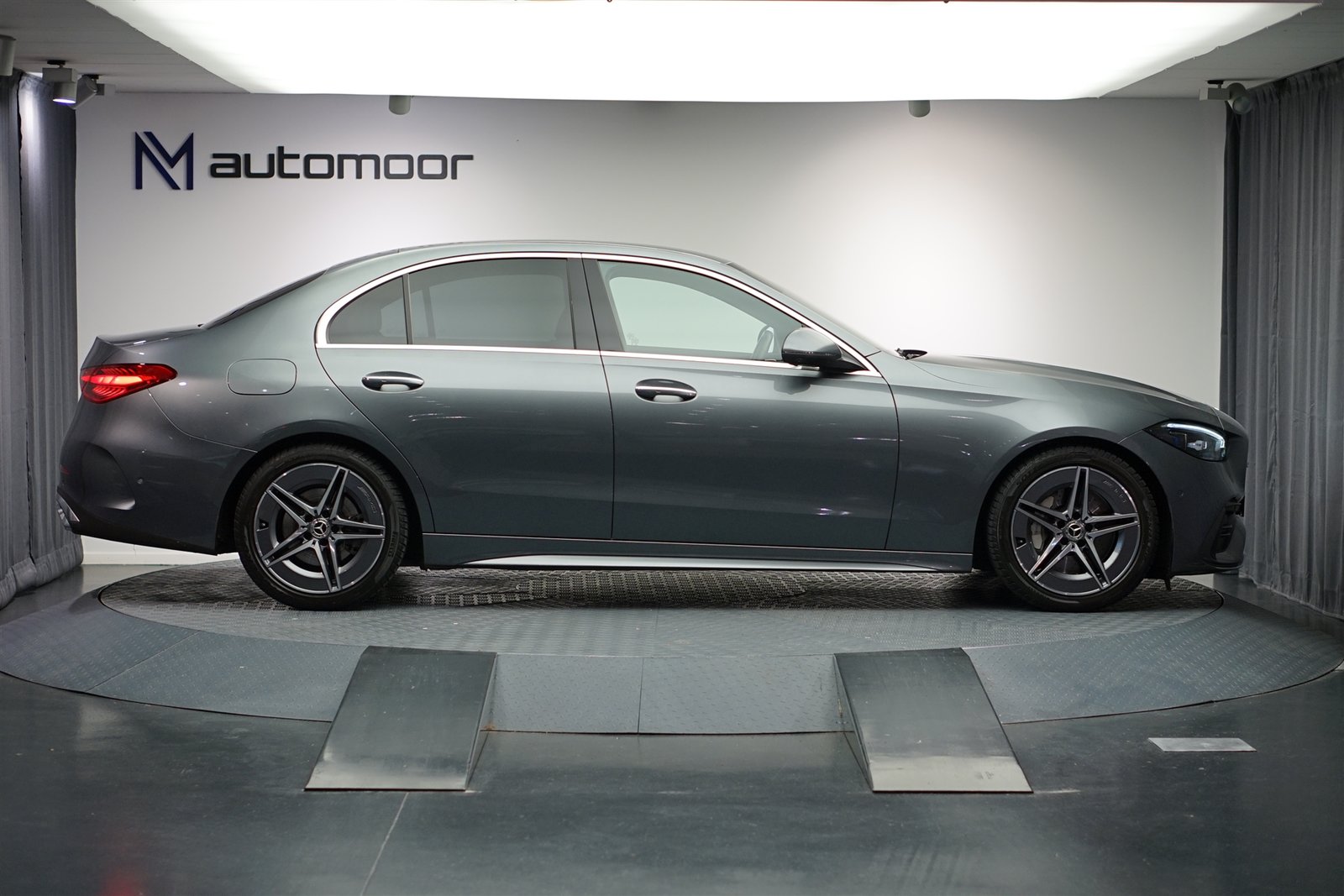 MERCEDES-BENZ C 200 4Matic AMG Line *CH-Fahrzeug* *Assistenz, Mild-Hybrid Petrol/Electric, Second hand / Used, Automatic - 4