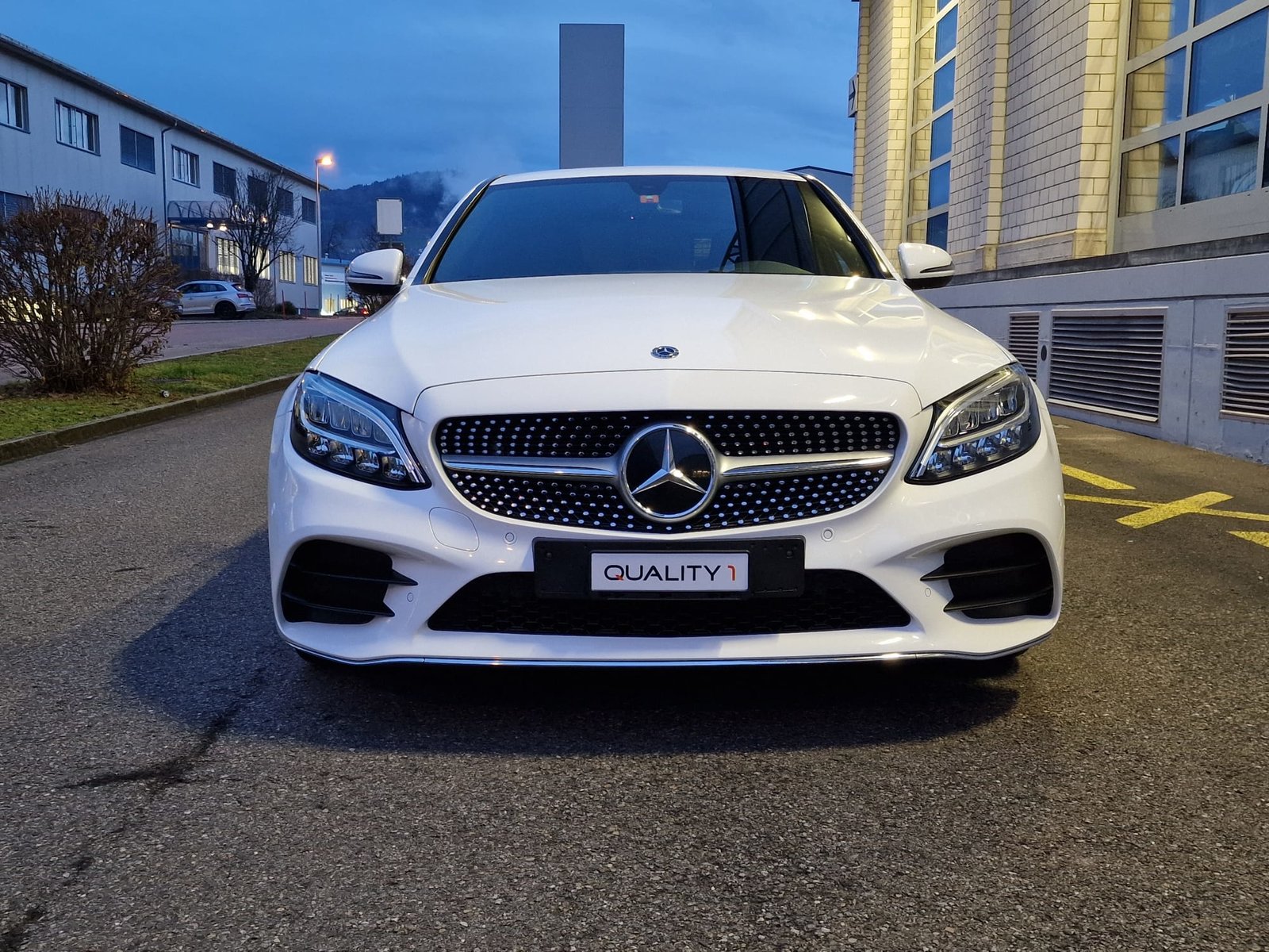 MERCEDES-BENZ C 200 AMG Line 9G-Tronic, Hybride Léger Essence/Électricité, Occasion / Utilisé, Automatique - 4