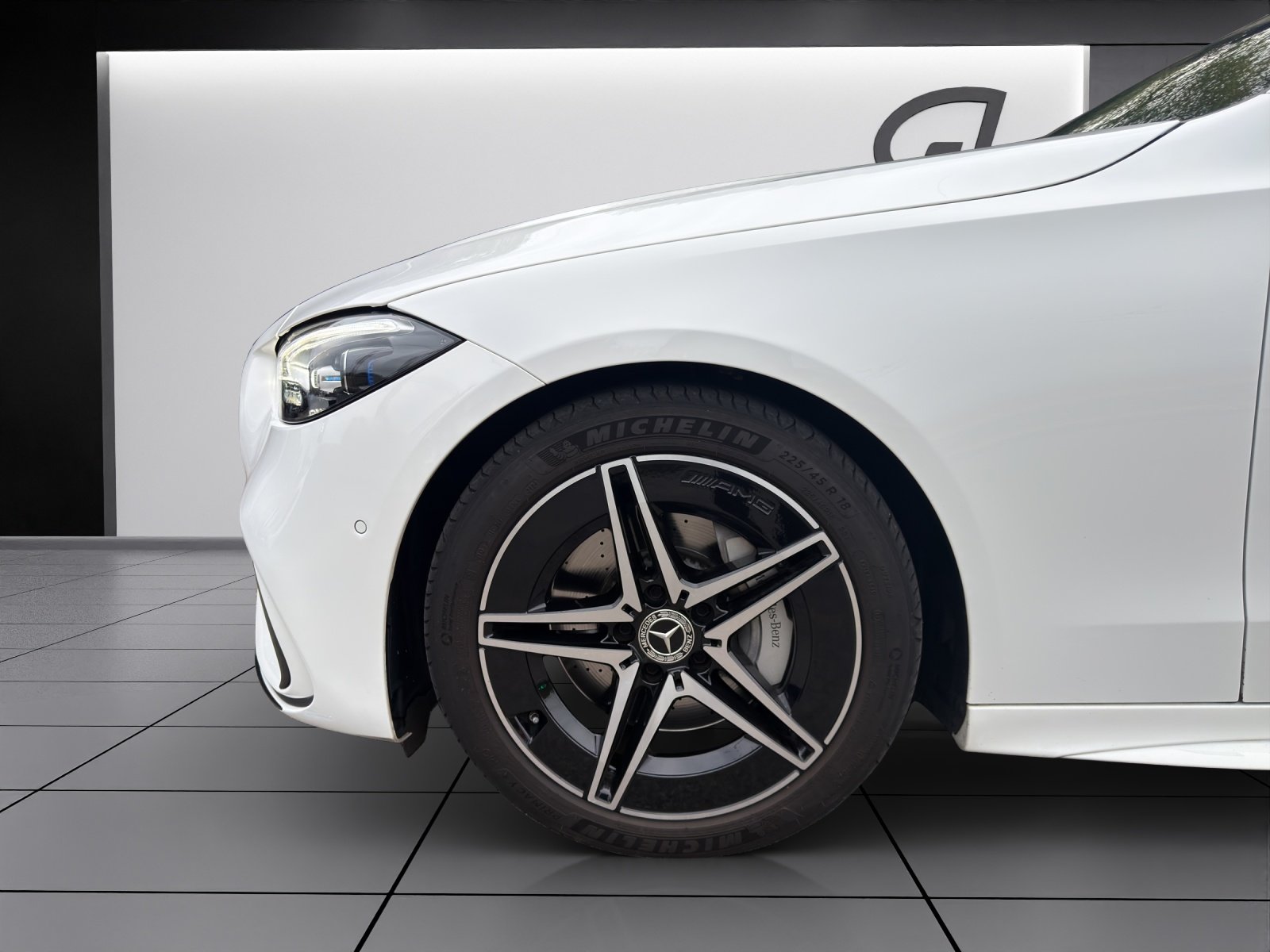 MERCEDES-BENZ C 200 4M AMG Line, Hybride Léger Essence/Électricité, Occasion / Utilisé, Automatique - 6