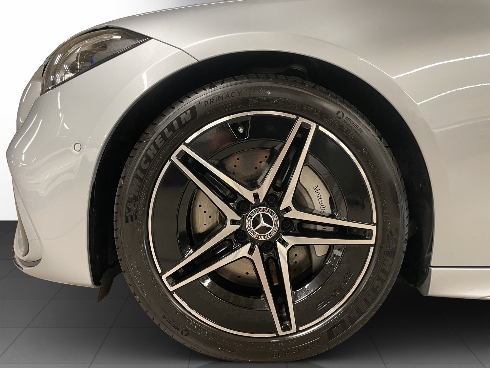 MERCEDES-BENZ C 200 4M AMG Line, Mild-Hybrid Benzin/Elektro, Occasion / Gebraucht, Automatik - 6