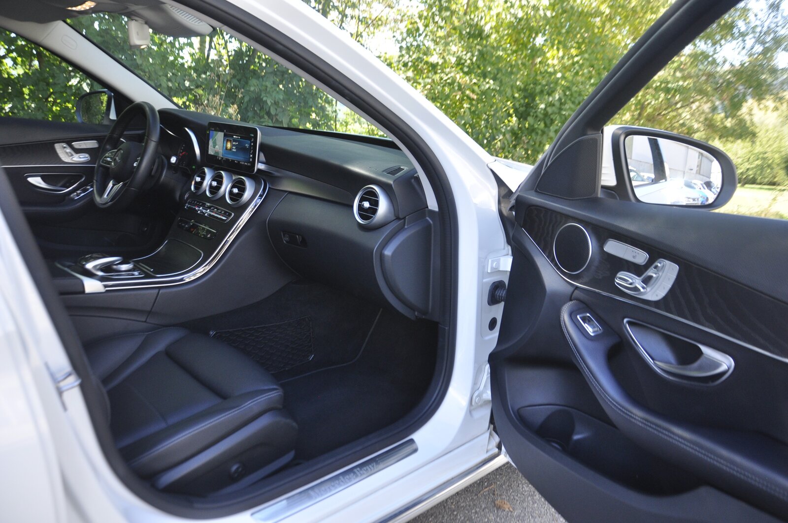 MERCEDES-BENZ C 200 Swiss Star Avantgarde 4Matic 9G-Tronic I, Mild-Hybrid Benzin/Elektro, Occasion / Gebraucht, Automatik - 7