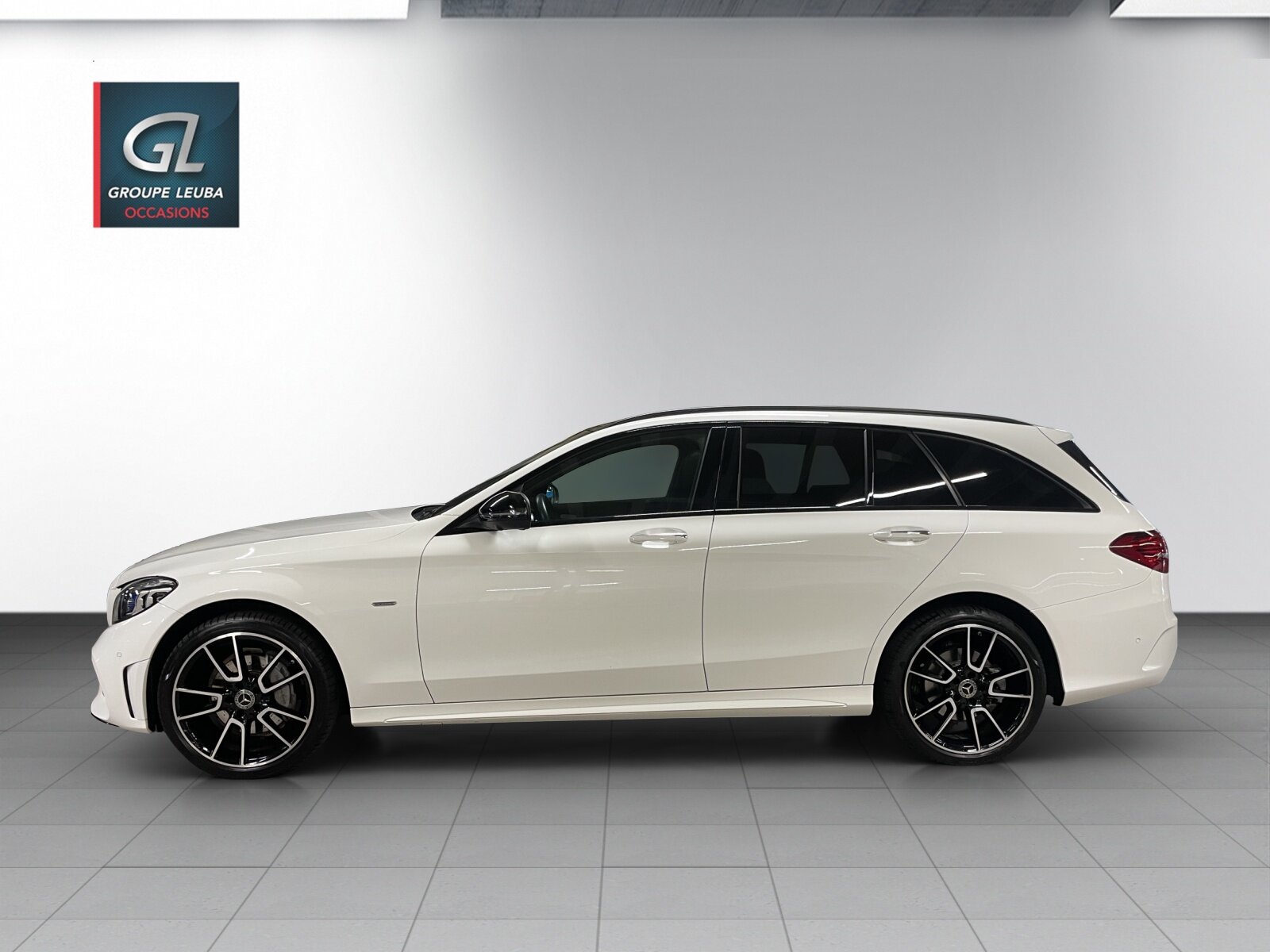 MERCEDES-BENZ C 200 Swiss Star AMG Line 4Matic 9G-Tronic, Mild-Hybrid Benzin/Elektro, Occasion / Gebraucht, Automatik - 3