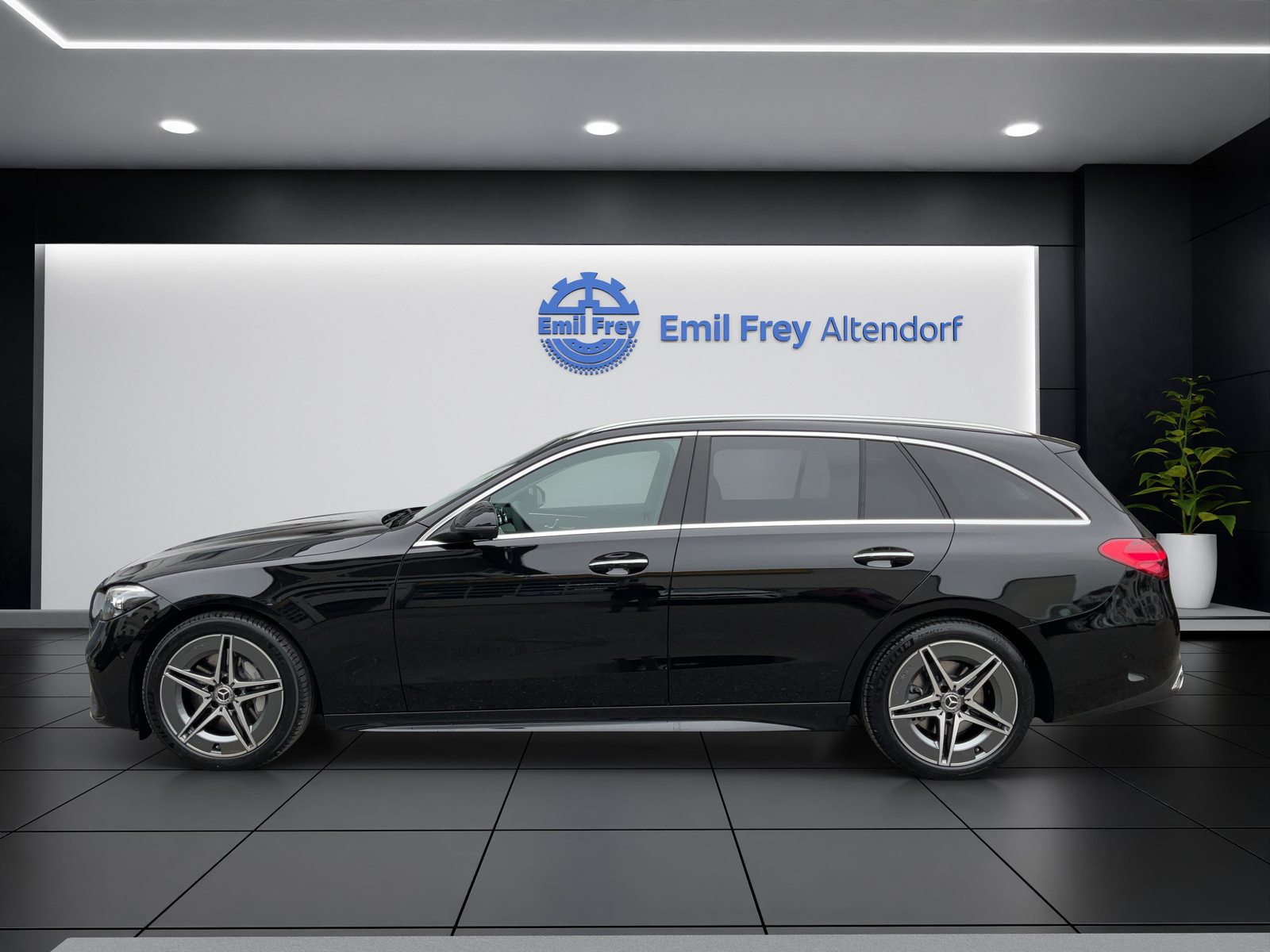 MERCEDES-BENZ C 220 d 4MATIC T-Modell Swiss Star AMG Line, Hybride Leggero Diesel/Elettrica, Auto nuove, Automatico - 3