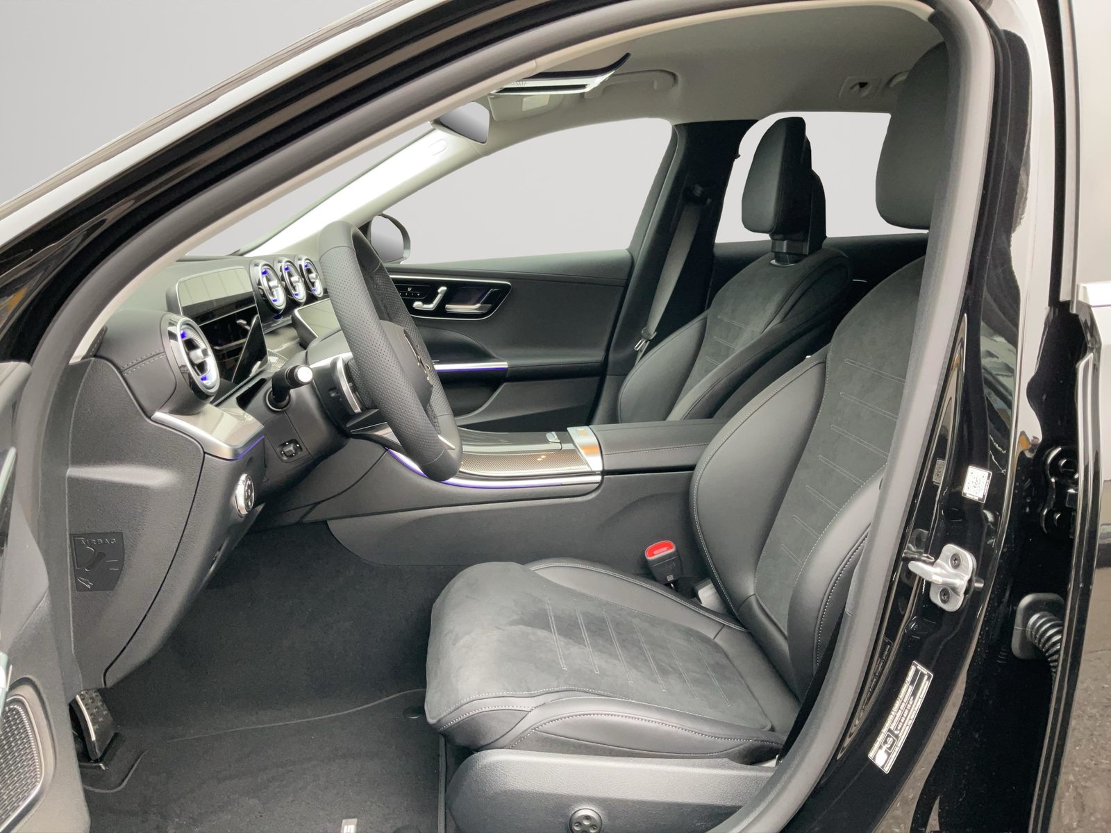 MERCEDES-BENZ C 220 d 4MATIC T-Modell Swiss Star AMG Line, Hybride Leggero Diesel/Elettrica, Auto nuove, Automatico - 5