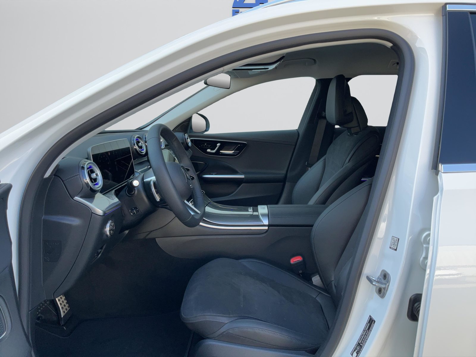 MERCEDES-BENZ C 220 d 4MATIC T-Modell Swiss Star AMG Line, Hybride Leggero Diesel/Elettrica, Auto nuove, Automatico - 5