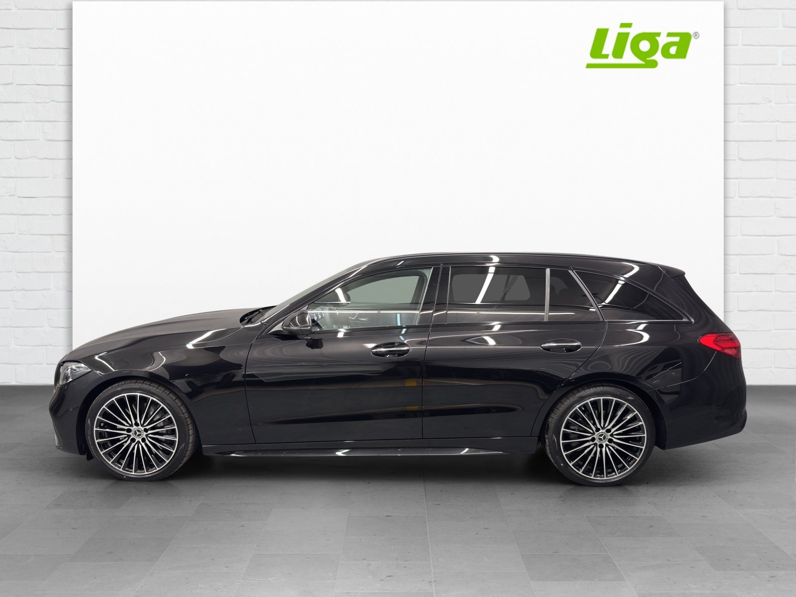 MERCEDES-BENZ C 220 d Swiss Star AMG Line 4matic Kombi