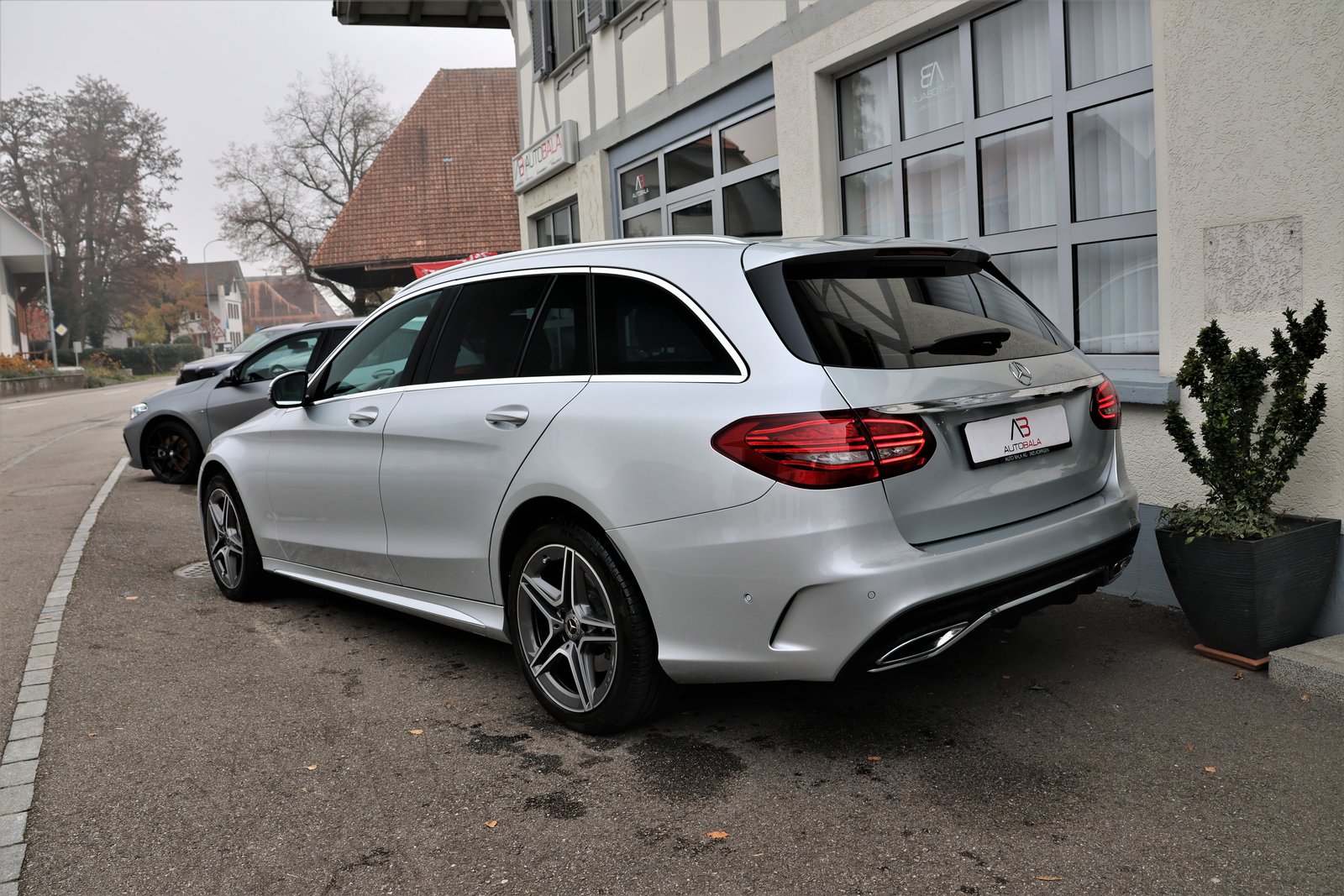 MERCEDES-BENZ C 220 d AMG Line 4Matic 9G-Tronic, Diesel, Second hand / Used, Automatic - 5