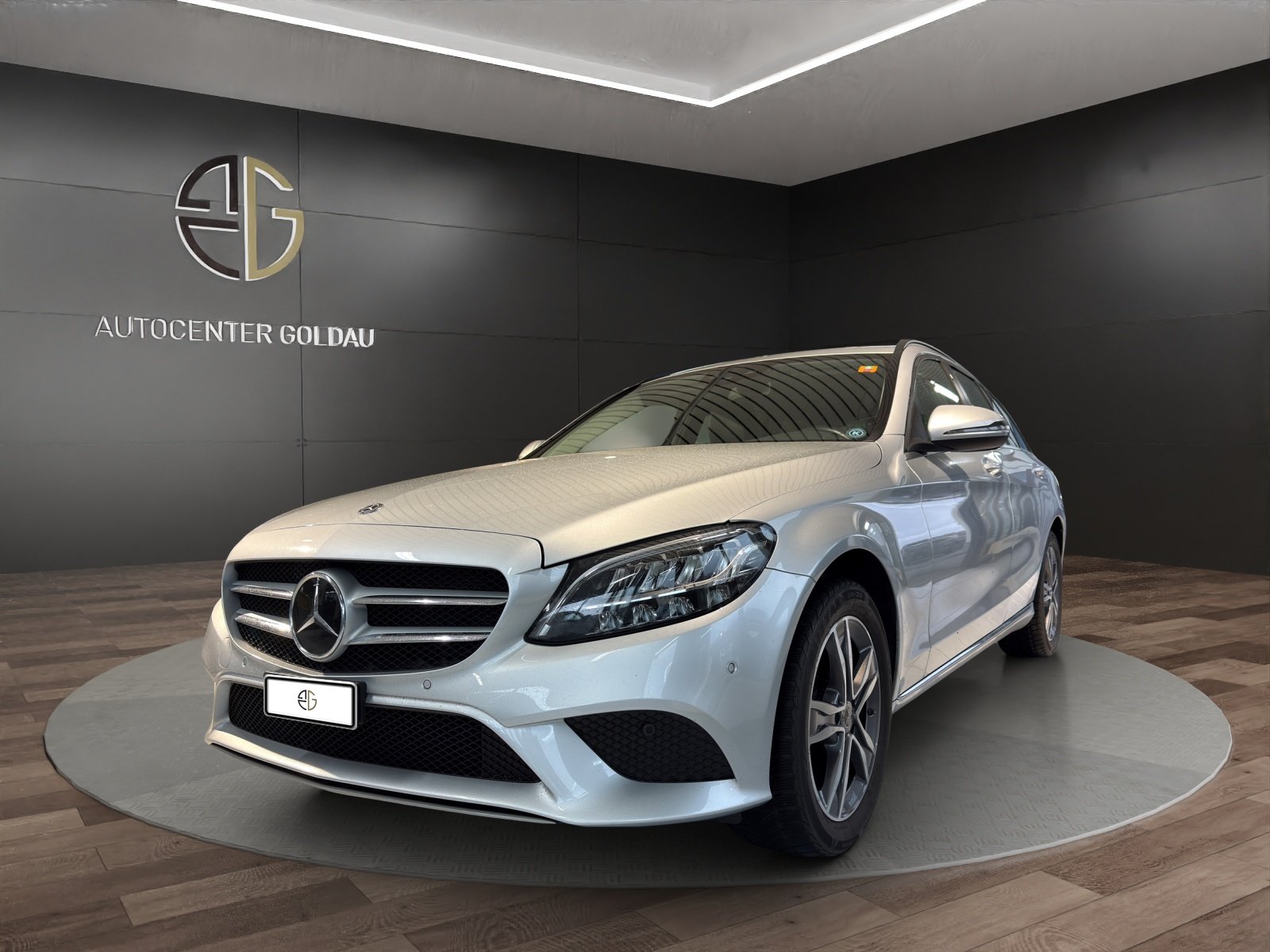 MERCEDES-BENZ C 220 d Swiss Star 4M 9G-Tronic