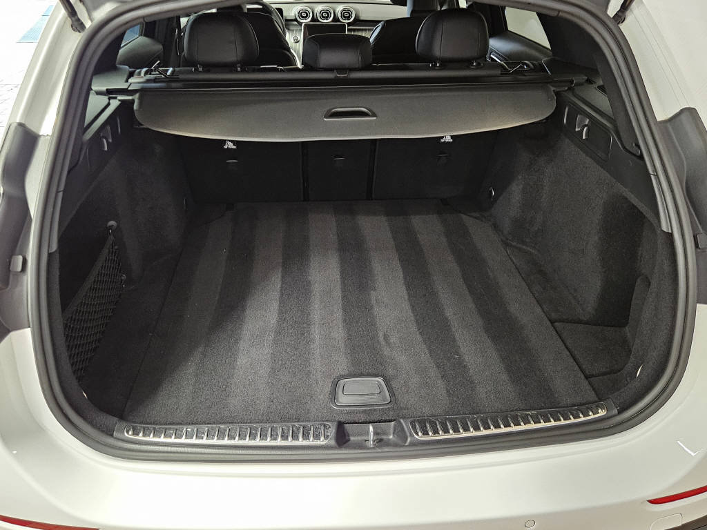 MERCEDES-BENZ C 220 d 4Matic Kombi AMG Line Swiss Star, Mild-Hybrid Diesel/Elektro, Occasion / Gebraucht, Automatik - 4
