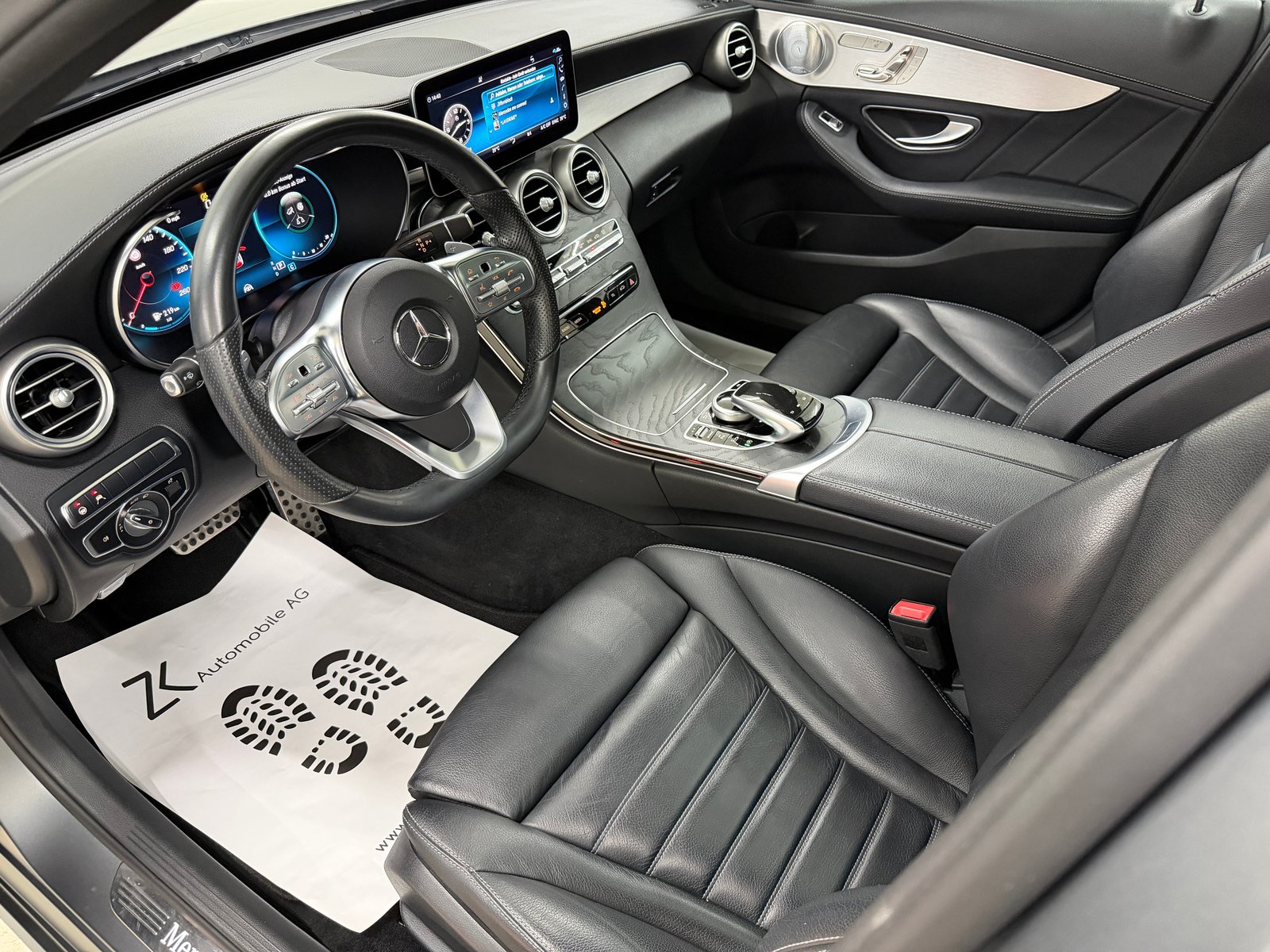 MERCEDES-BENZ C 220 d Swiss Star AMG Line 4M selenitgrau mag, Diesel, Second hand / Used, Automatic - 7
