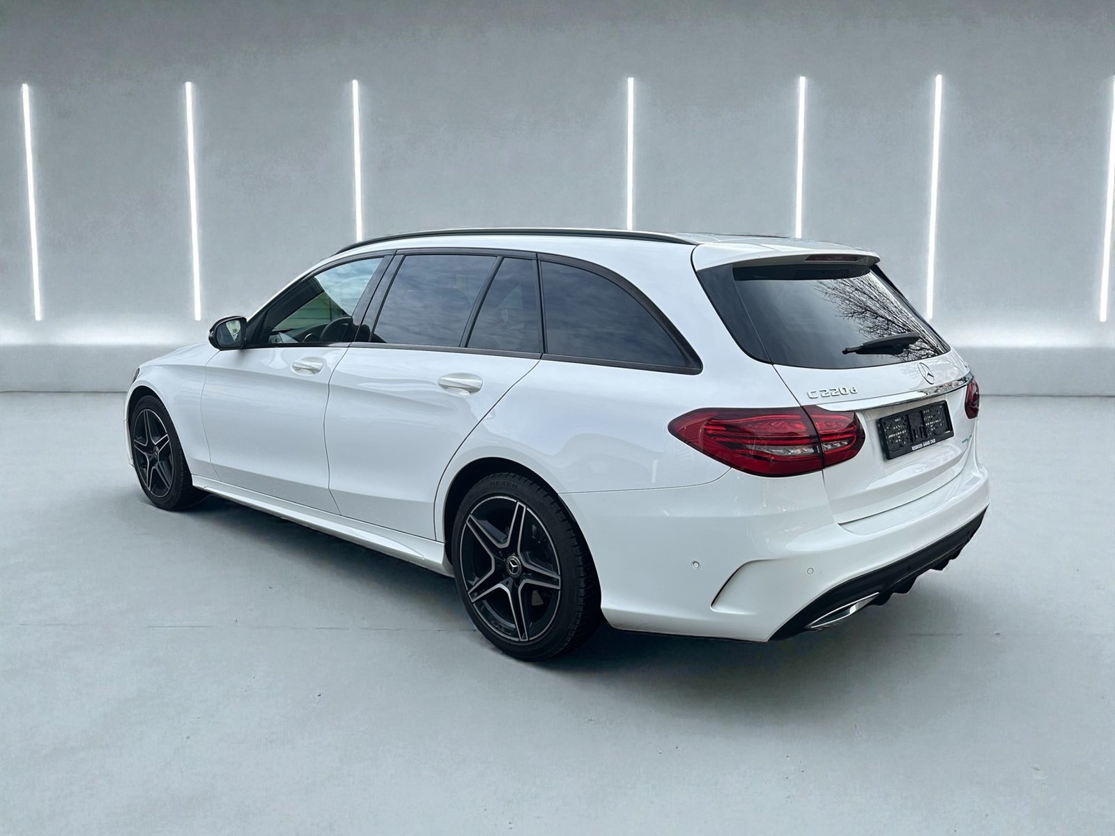 MERCEDES-BENZ C 220 d Swiss Star AMG Line 4M 9G-Tronic, Diesel, Occasion / Utilisé, Automatique - 4