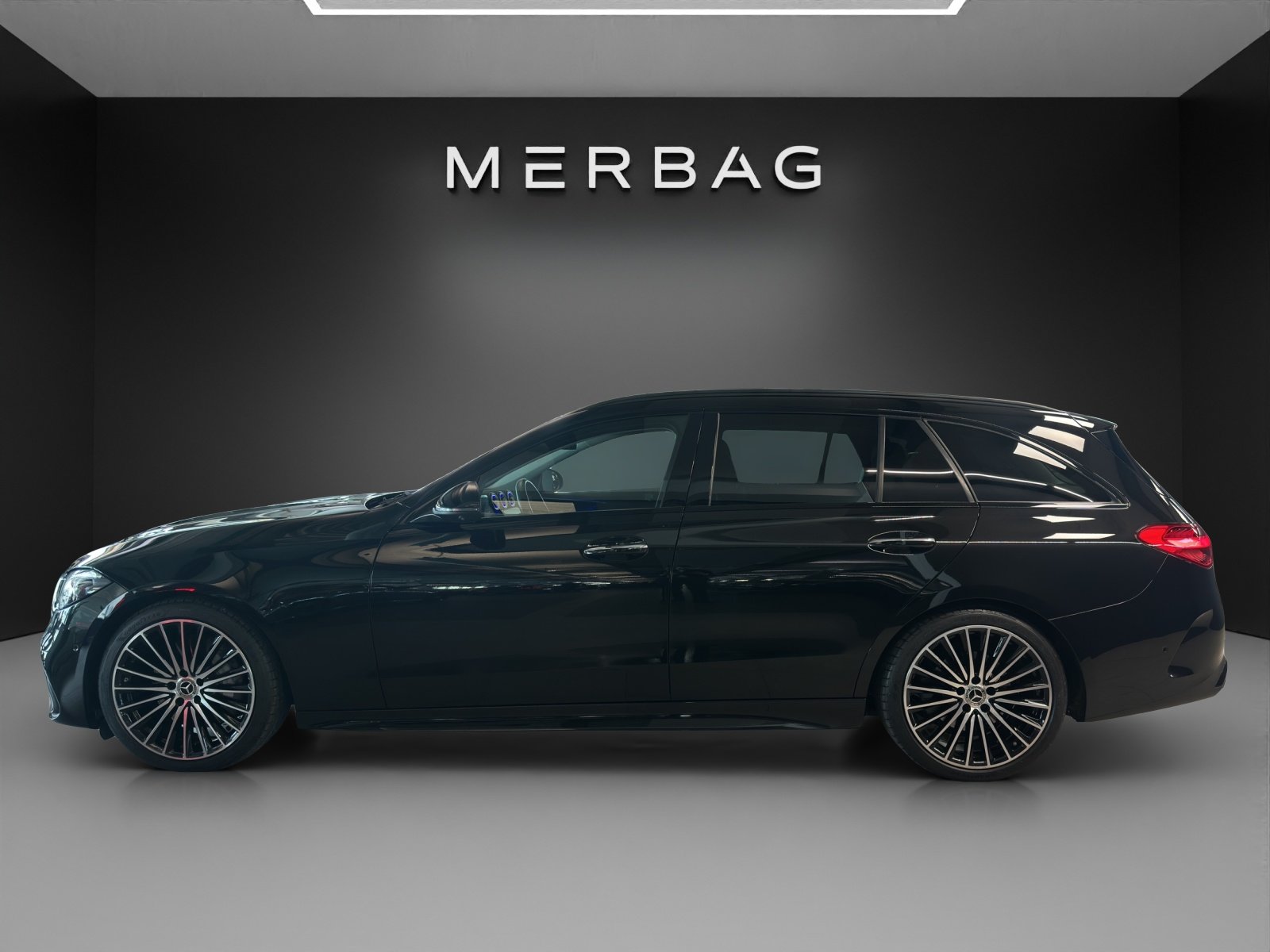 MERCEDES-BENZ C 220 d T 4M AMG Line, Mild-Hybrid Diesel/Electric, Second hand / Used, Automatic - 3