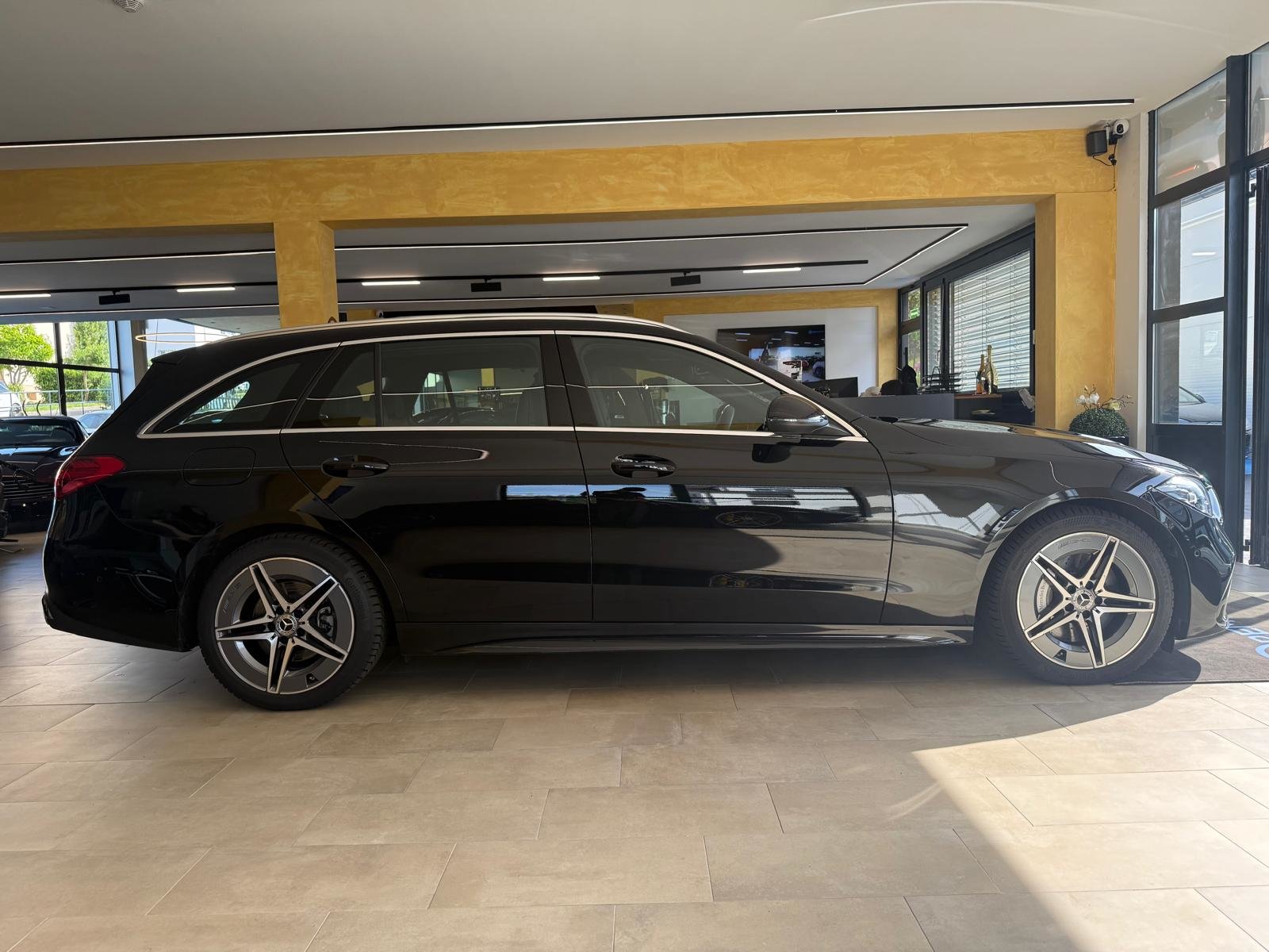 MERCEDES-BENZ C 220 d T AMG Line, Hybride Leggero Diesel/Elettrica, Occasioni / Usate, Automatico - 2