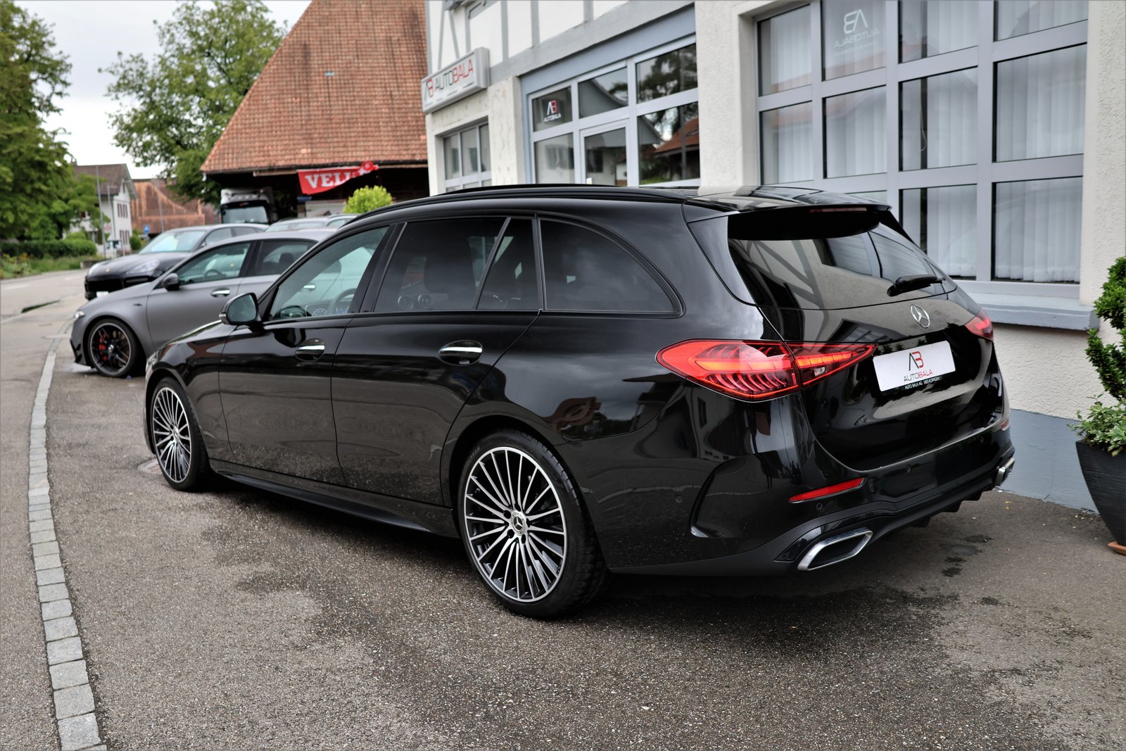 MERCEDES-BENZ C 220 d T 4Matic AMG Line, Mild-Hybrid Diesel/Elektro, Occasion / Gebraucht, Automatik - 7