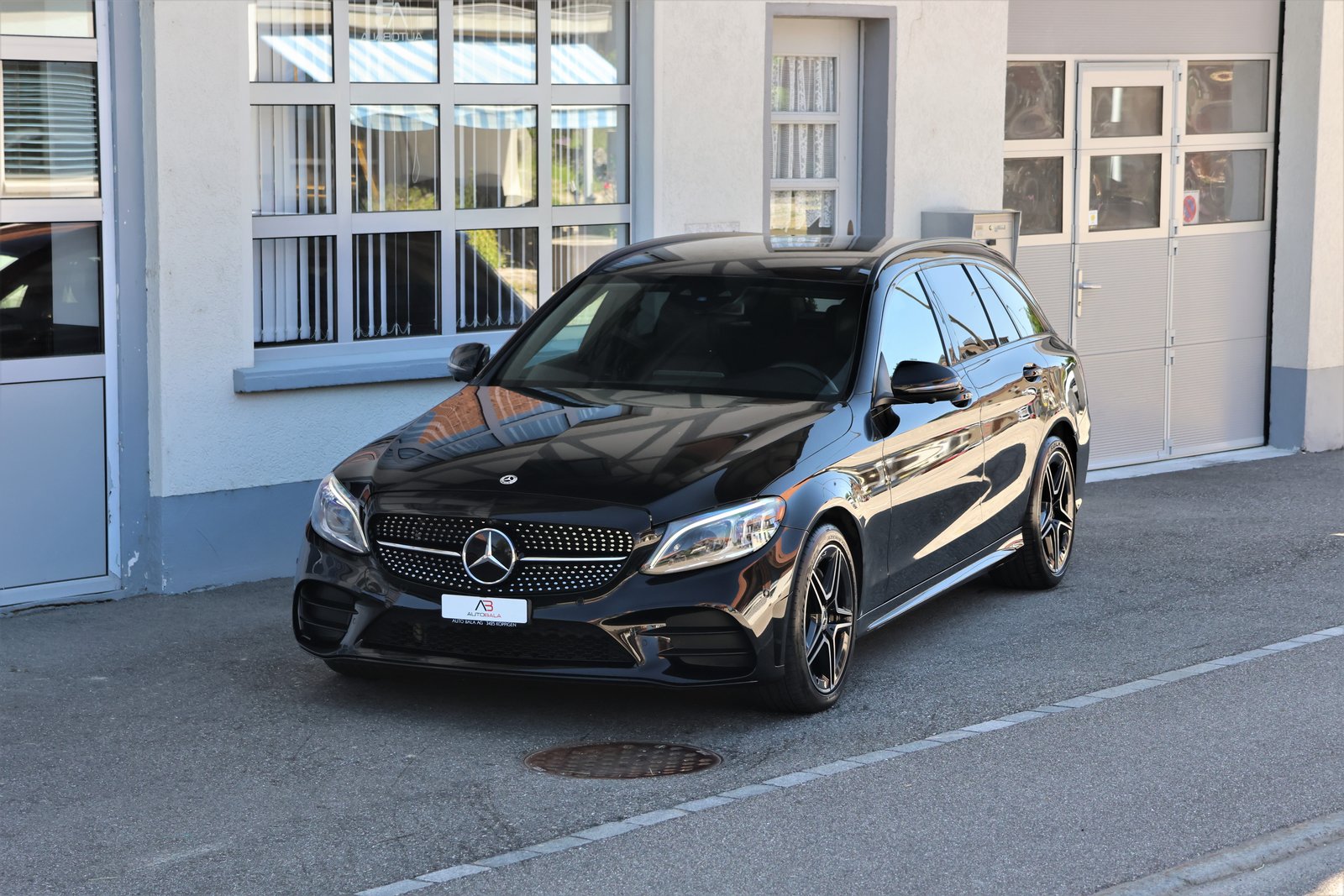 MERCEDES-BENZ C 220 d Swiss Star AMG Line 4M 9G-Tronic (CH), Diesel, Occasioni / Usate, Automatico